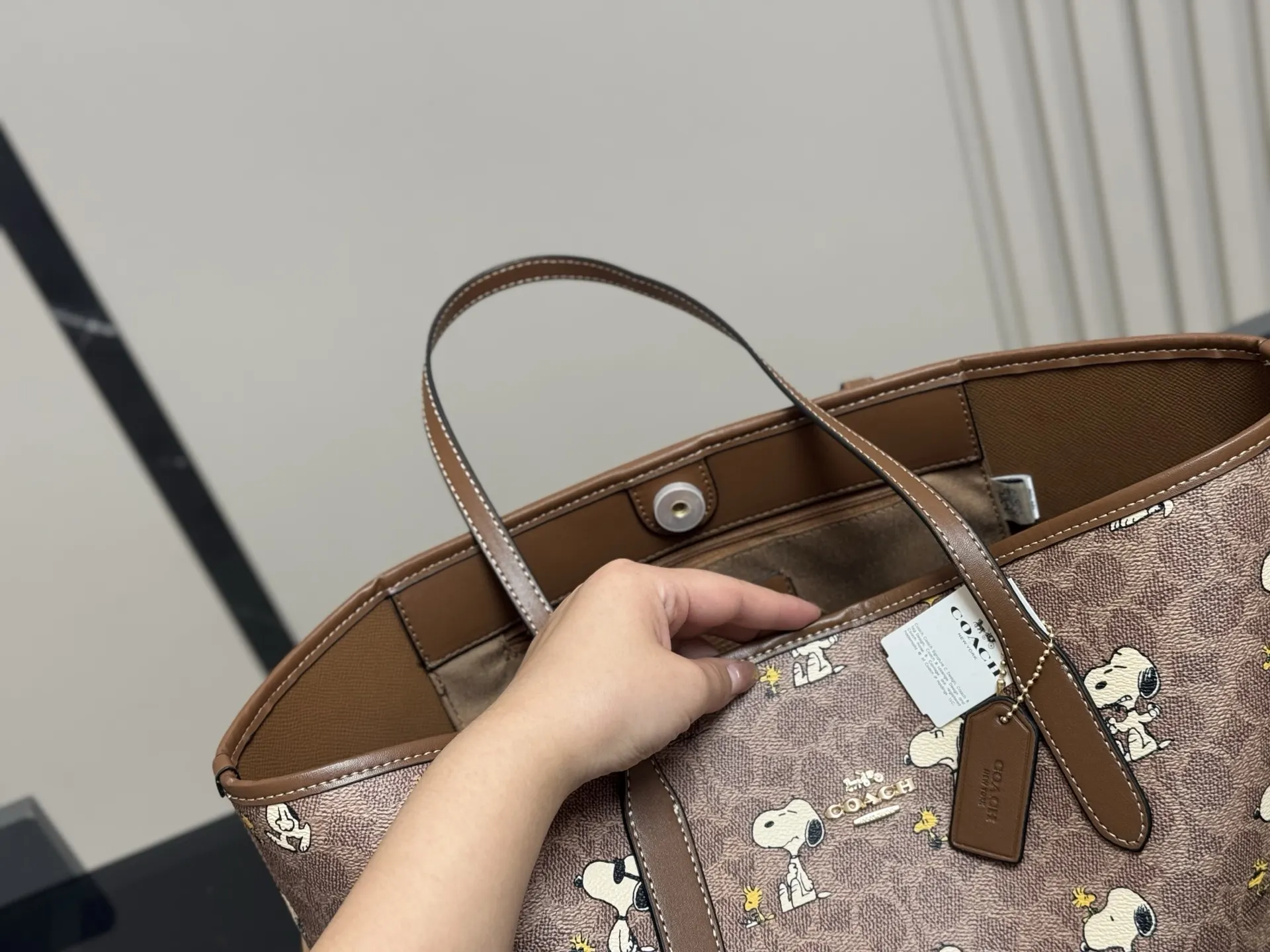 Coach city托特包 大容量托特款