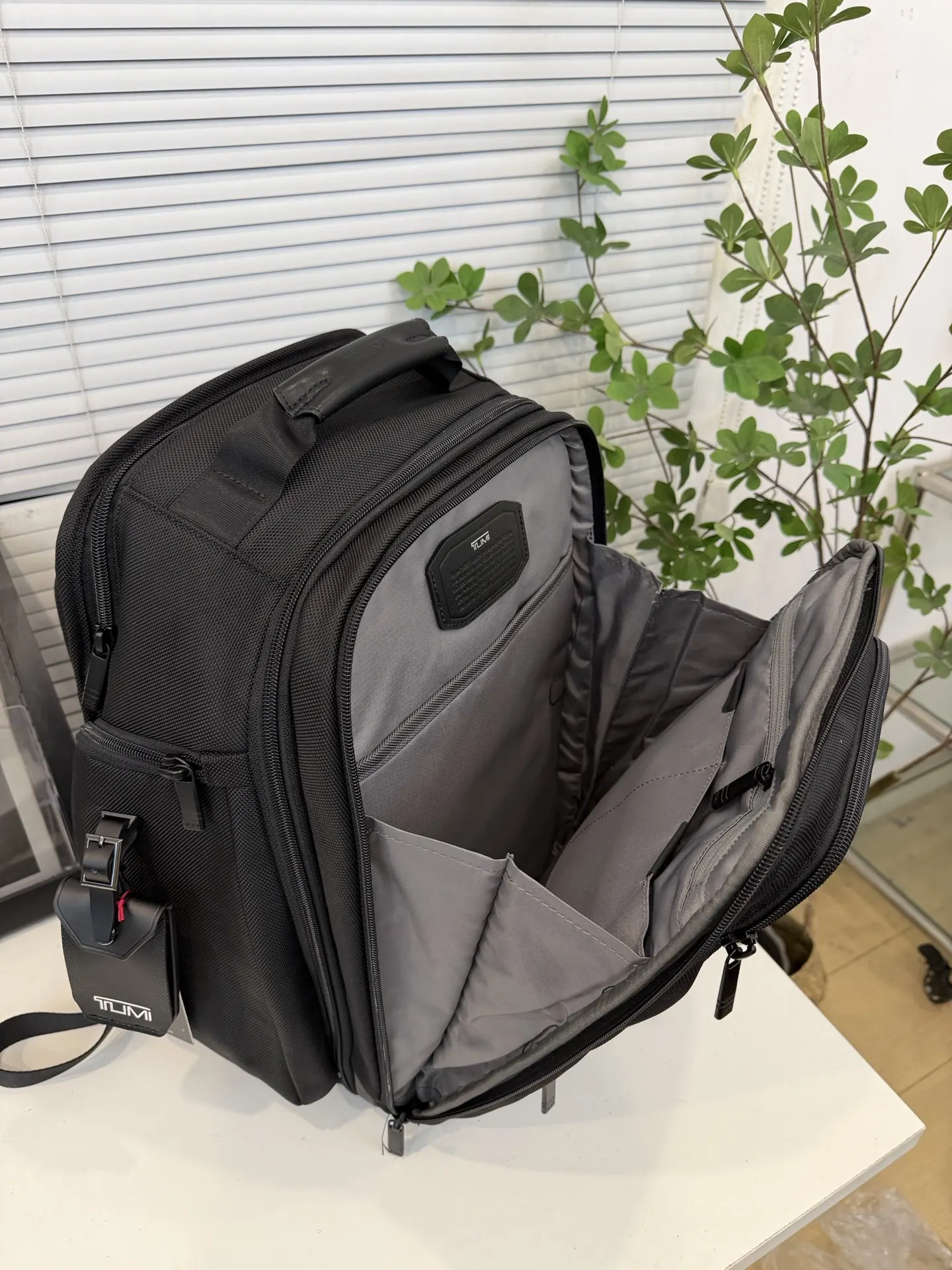 Suitcase Travel Lightweight Image 9 Suitcase Travel Lightweight Image 9