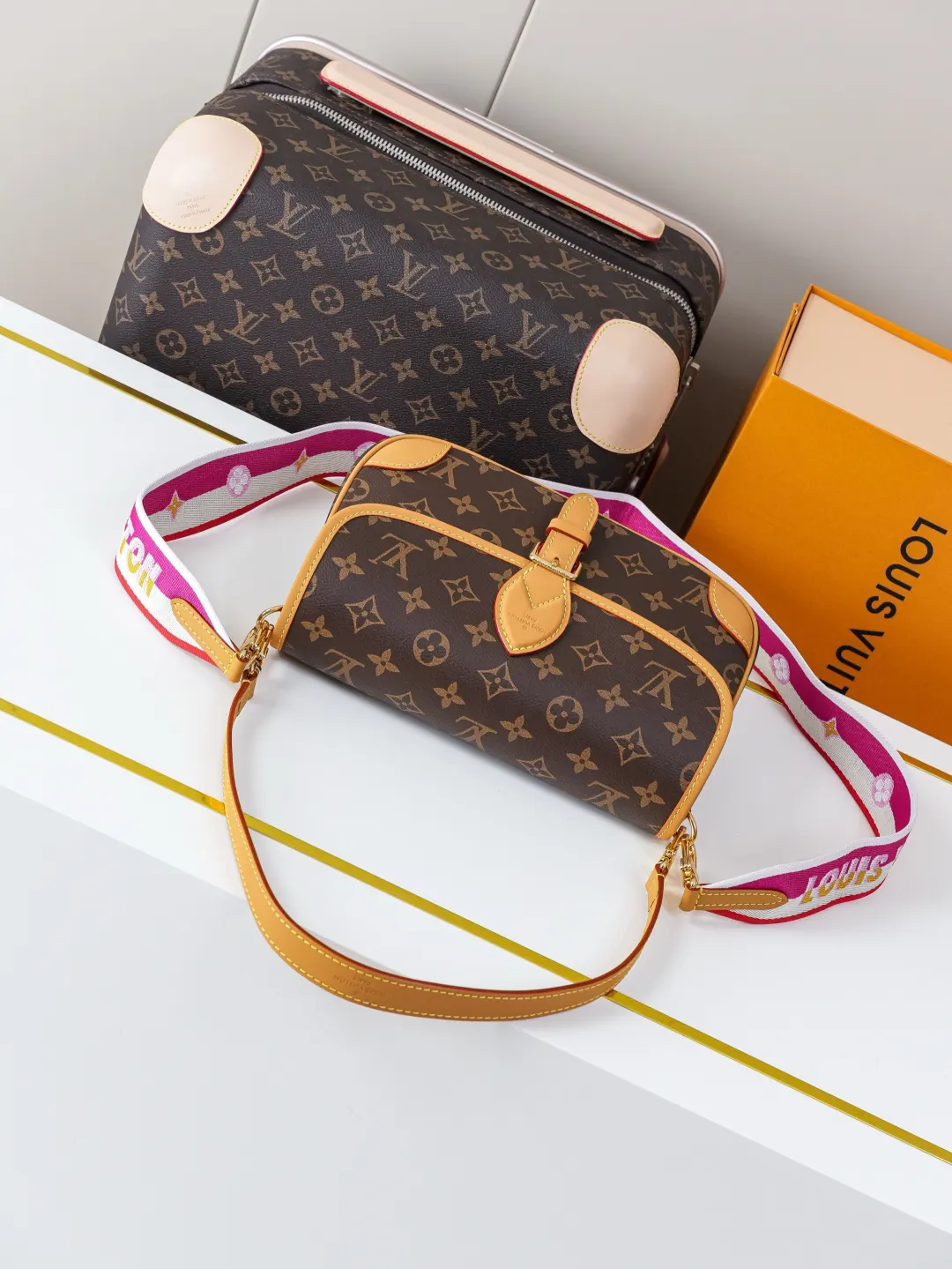 LV Classic Monogram Crossbody Bag Image 4 LV Classic Monogram Crossbody Bag Image 4
