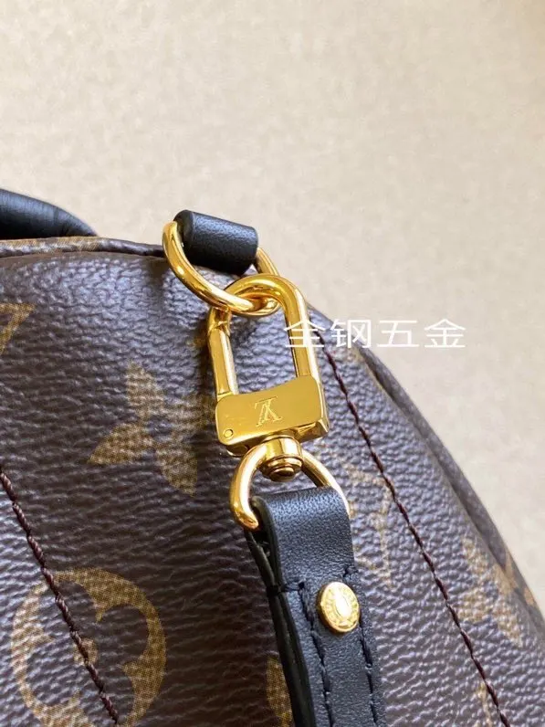 皮料是意大利 皮料是在于 五金 面 雙肩包 实用雙肩款