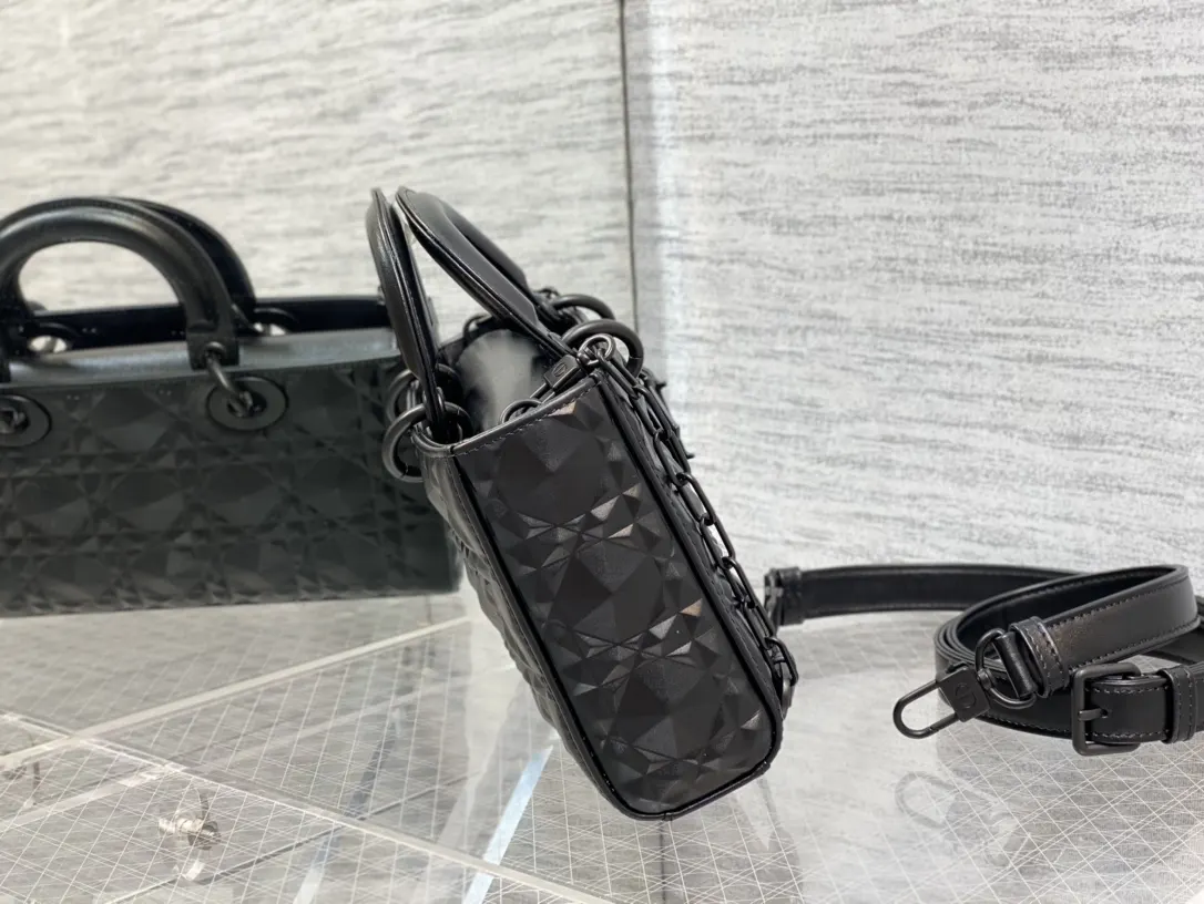 Dior 牛皮 进口 牛皮钻石横款戴妃包 全新D 手提包 通勤手提款