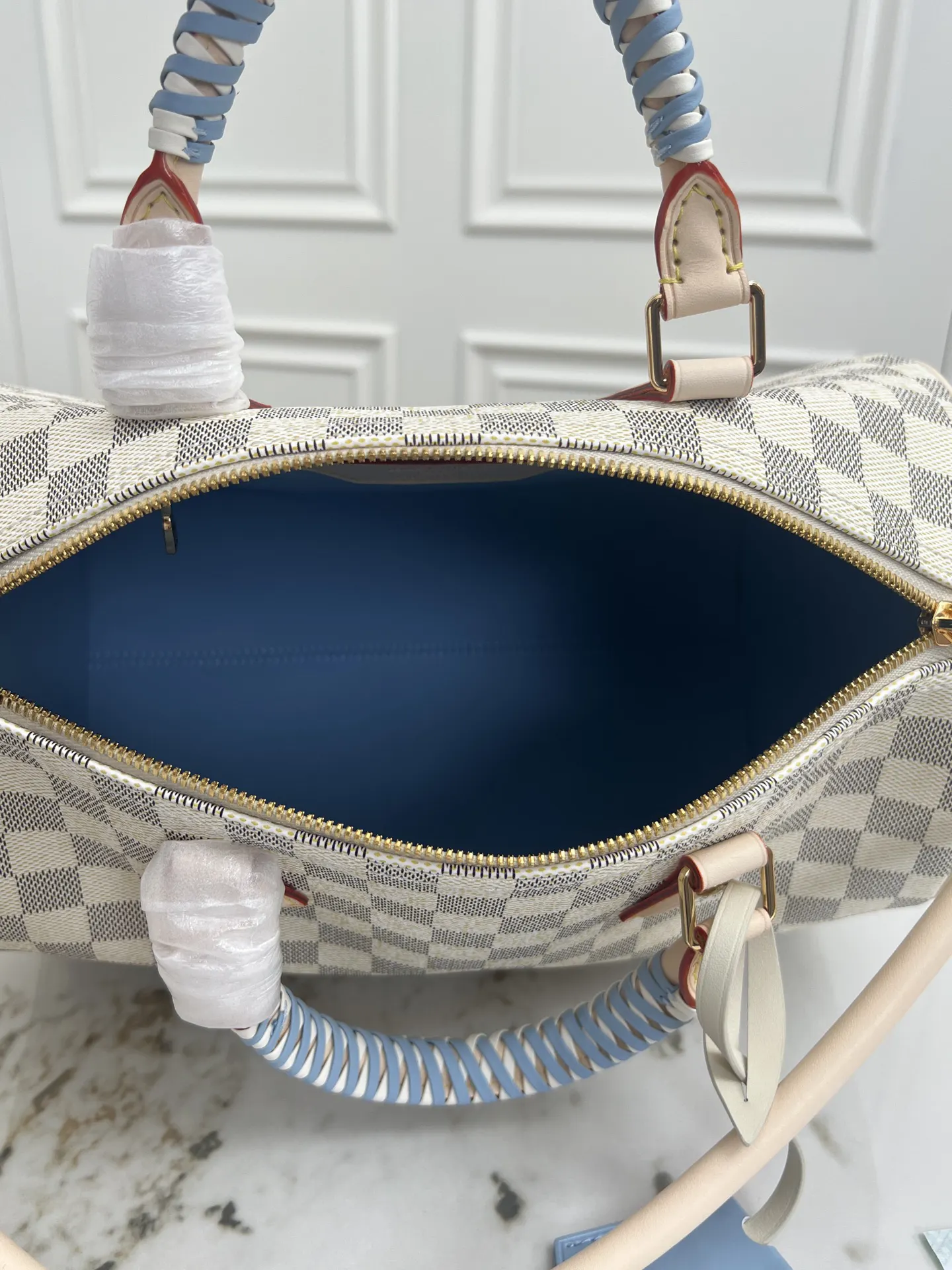 LV Speedy 帆布 收納包 旅行收納款(數字8) LV Speedy 帆布 收納包 旅行收納款(數字8)