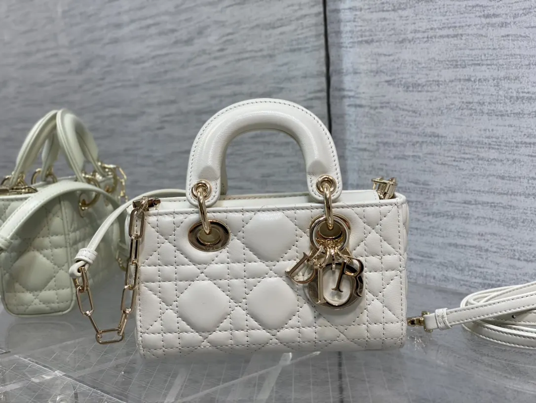 Dior Lady Dior Lady 羊皮链条包 手提斜挎 复古