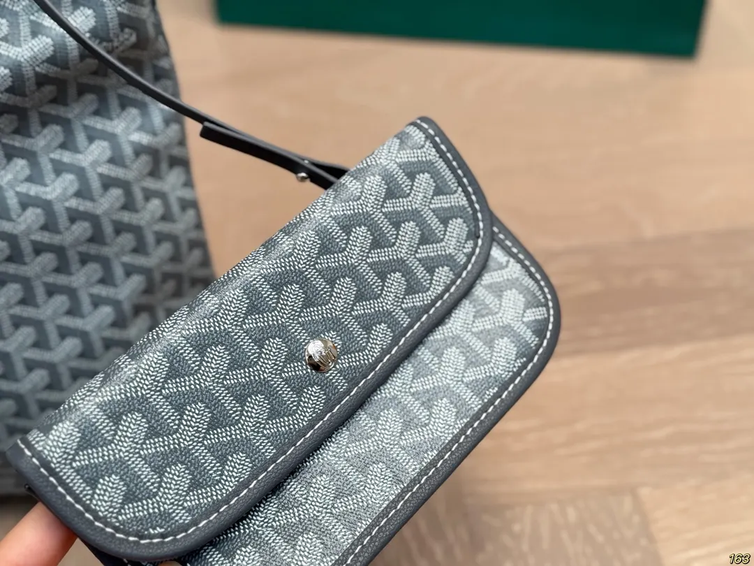 Goyard 戈雅 戈雅托特包 无论在韩国还是在中国 大容量托特款