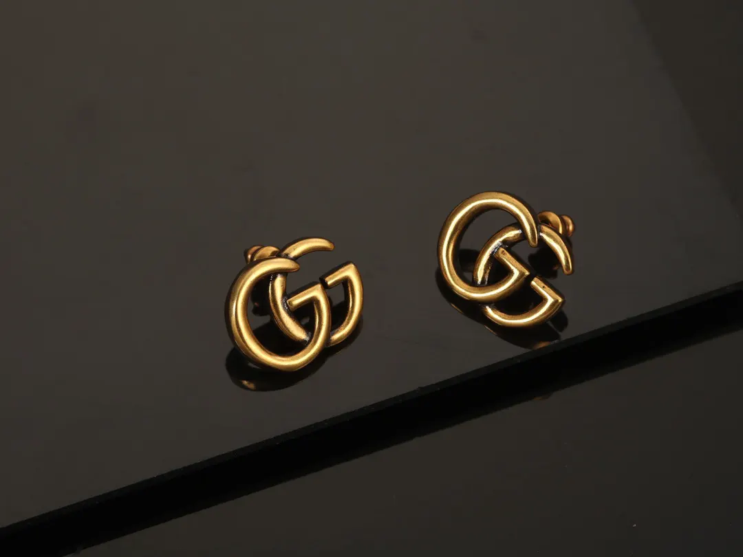 Gucci 耳钉 小巧点缀款
