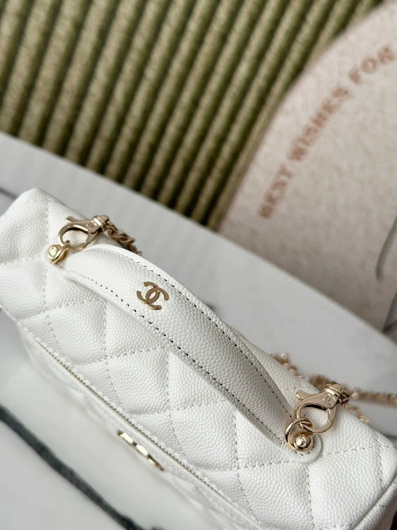 White Gold Chain Bag Leather