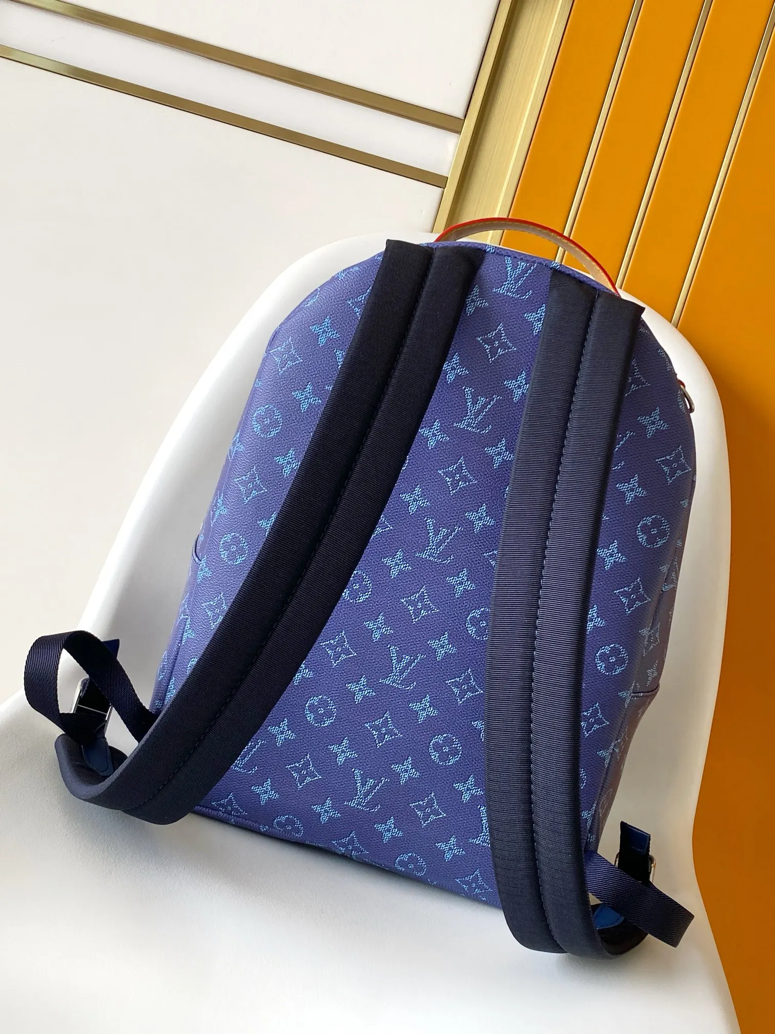 LV Discovery Backpack Image 3 LV Discovery Backpack Image 3
