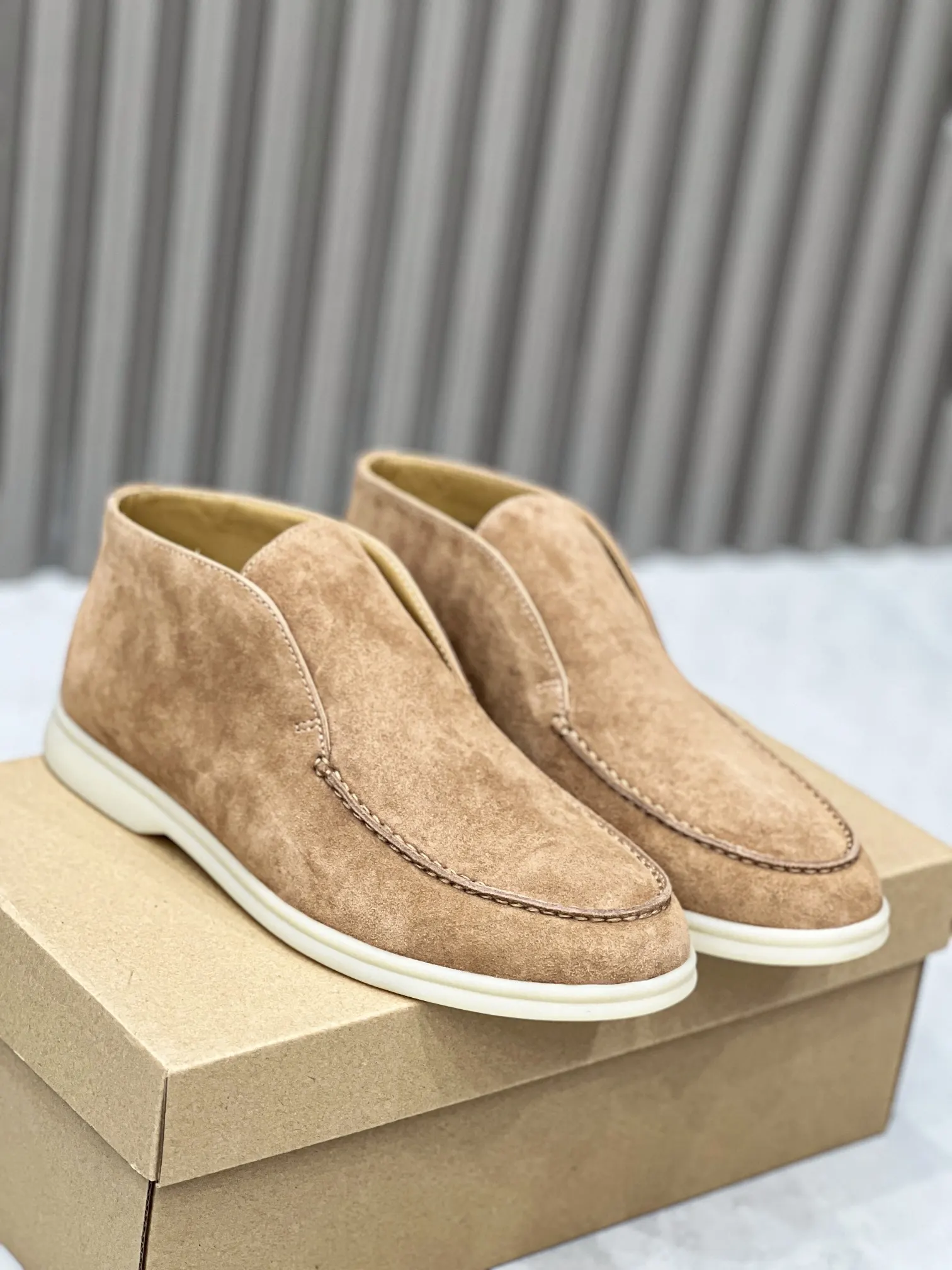 Hermès 运动鞋
