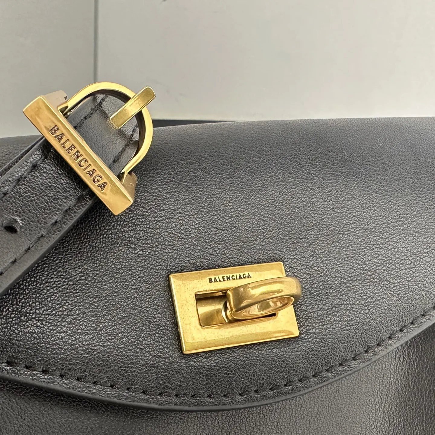 Balenciaga Crossbody Bag Leather
