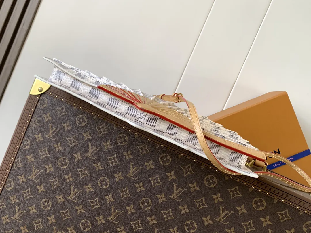 LV 牛皮 Fan 手袋取材 Mo收納包 旅行收納款