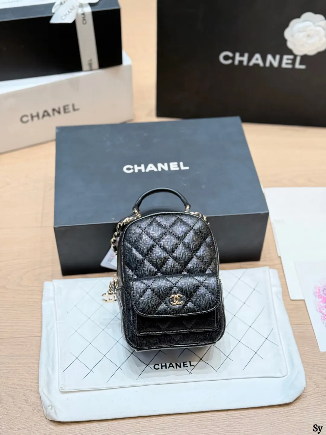 CHANEL 白色 金色 牛皮 雙肩包 实用雙肩款