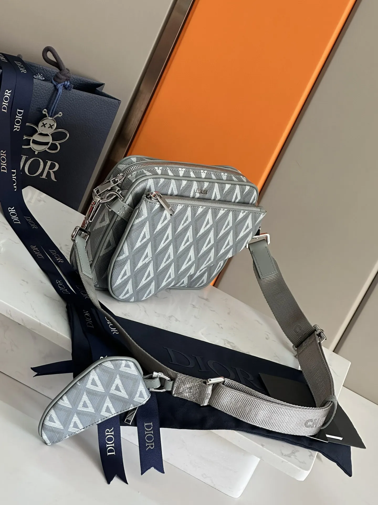 Dior Saddle 牛皮手拿包 晚宴手拿