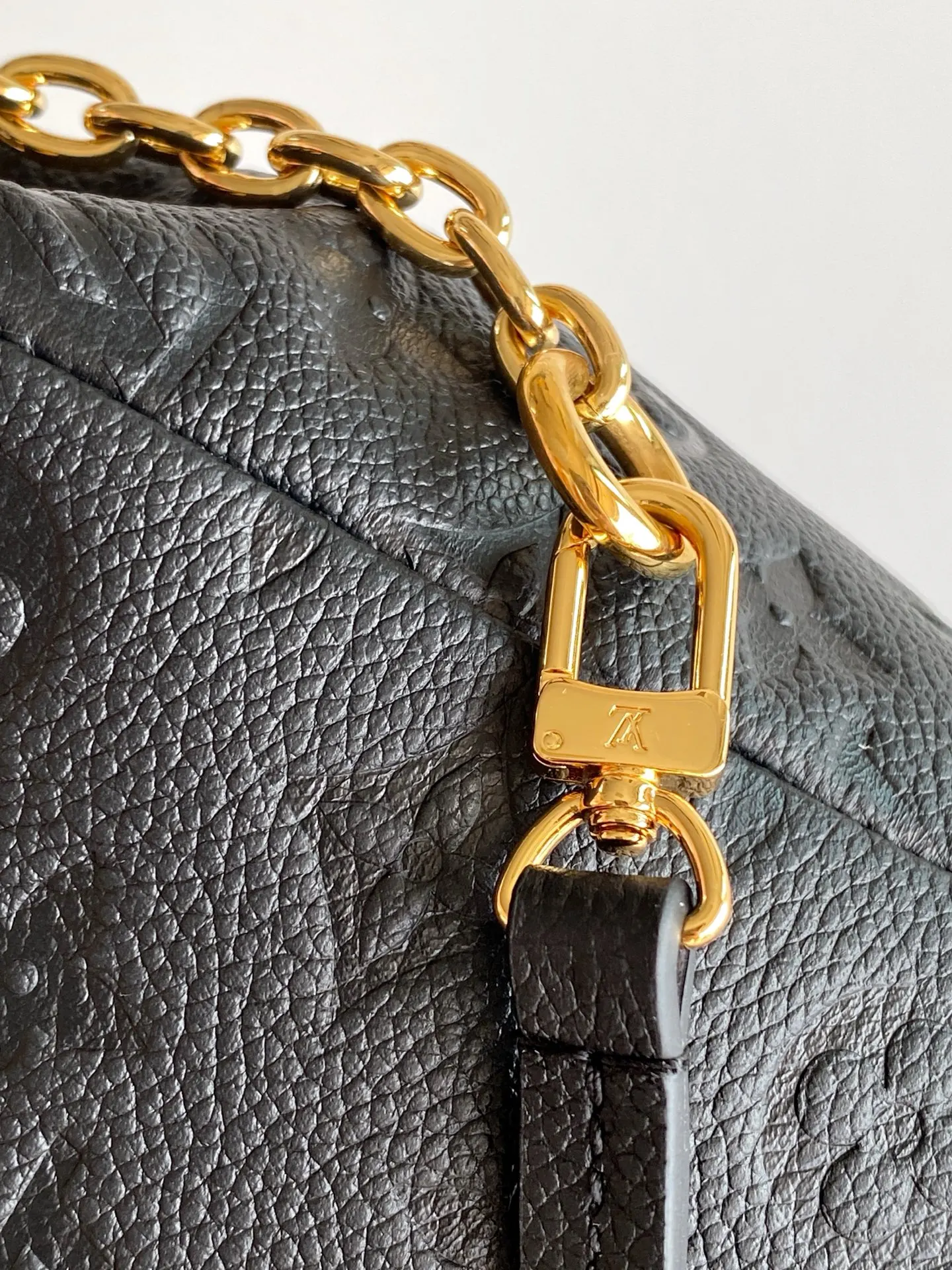 Black White Chain Bag Leather