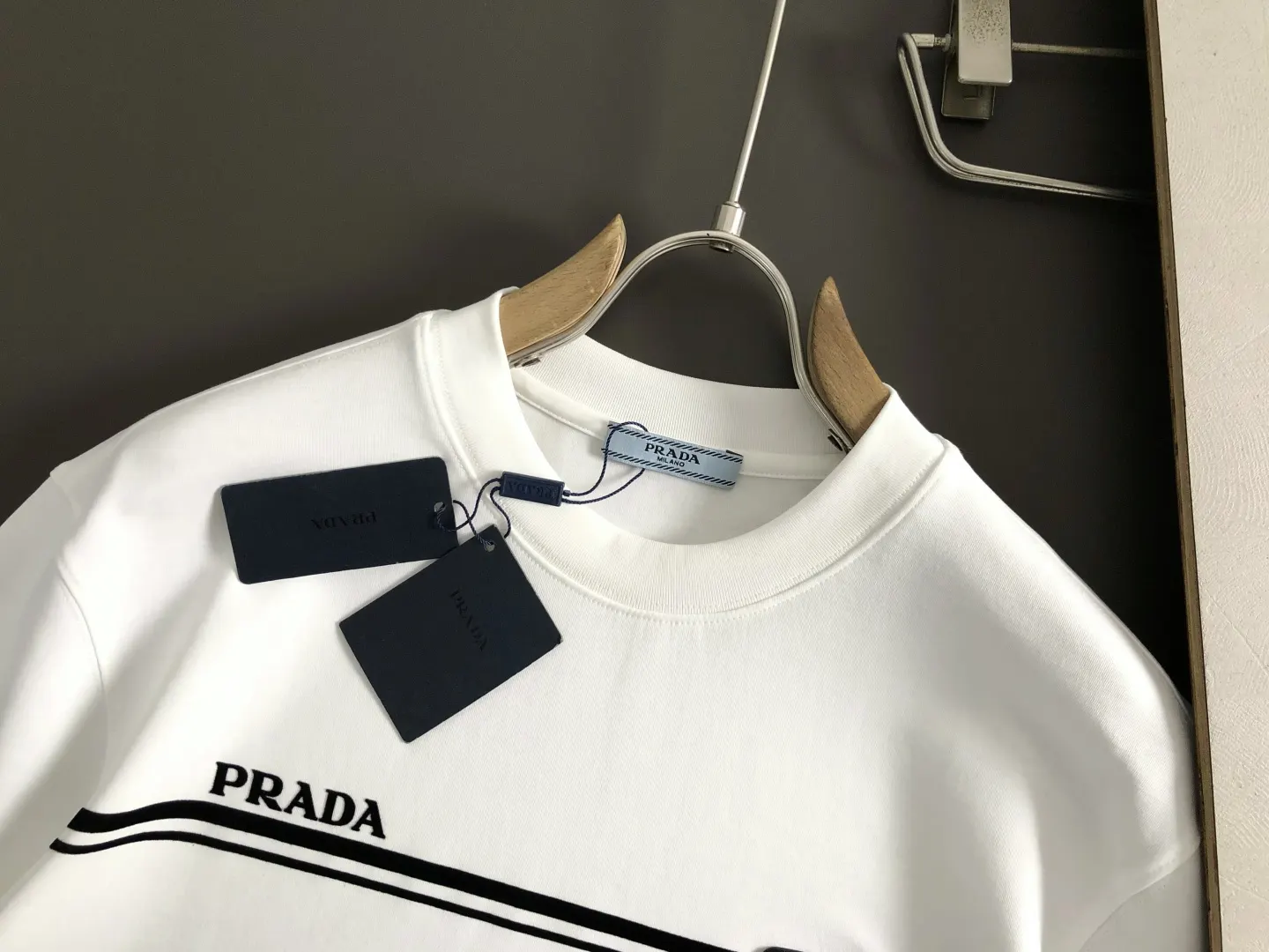 Prada 白色 T恤