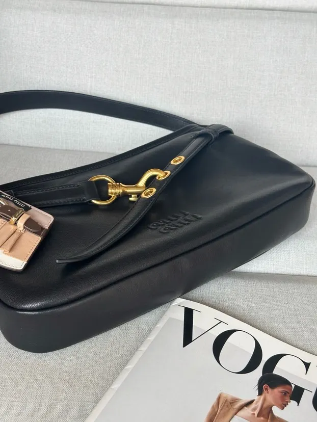 Gold Hobo Shoulder Bag Vintage