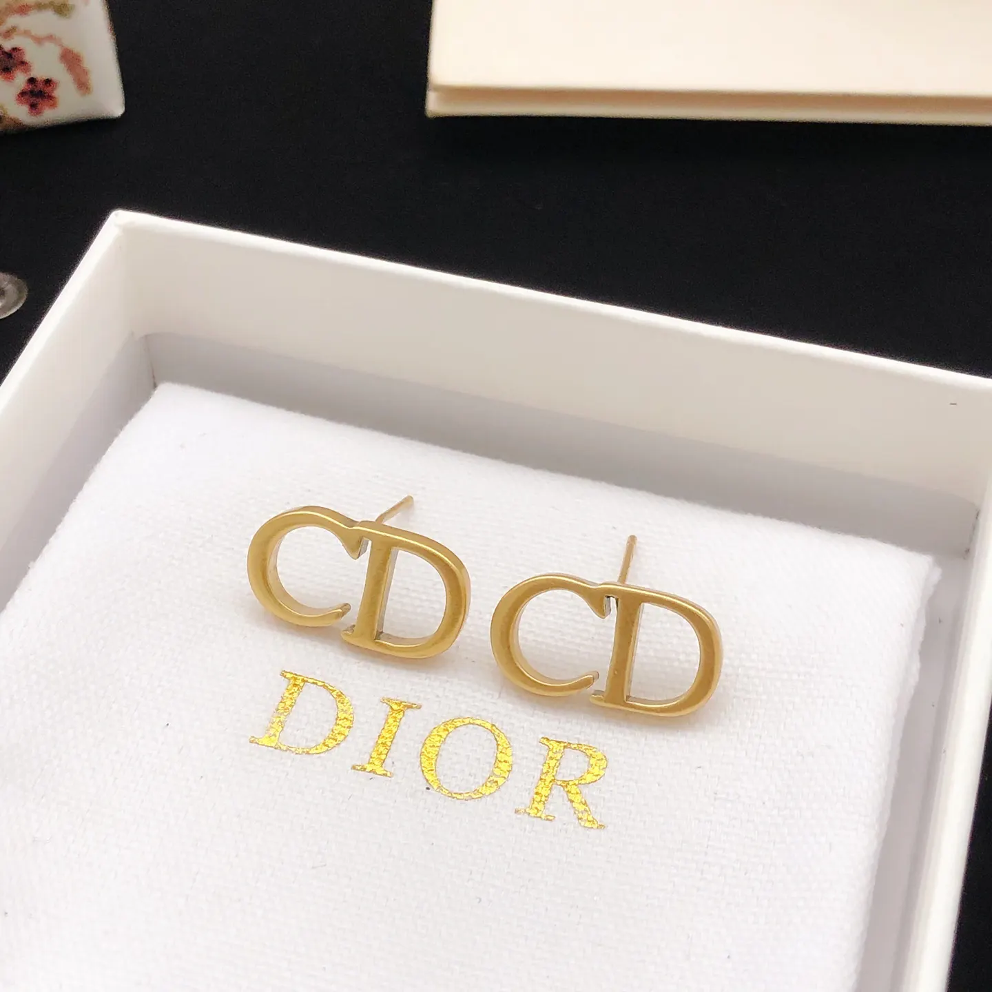 Dior CD金色发夹 禮盒套裝