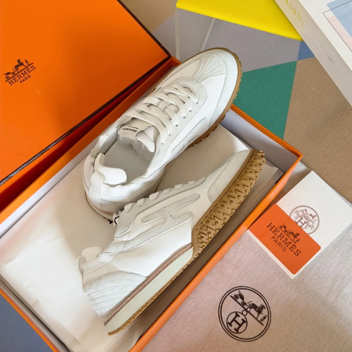 Hermès 运动鞋
