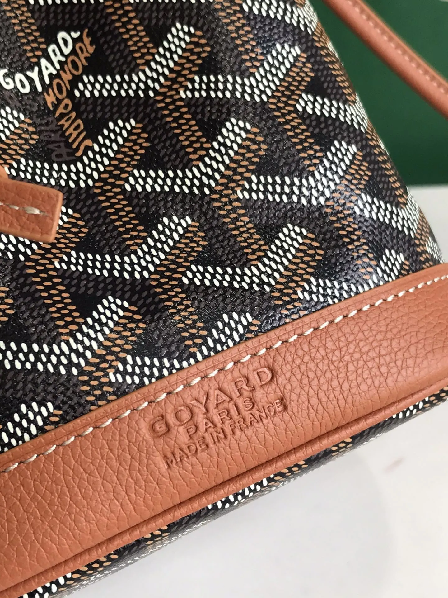 Goyard 皮革 × ×鼎鼎戈雅 水桶包 休闲水桶款