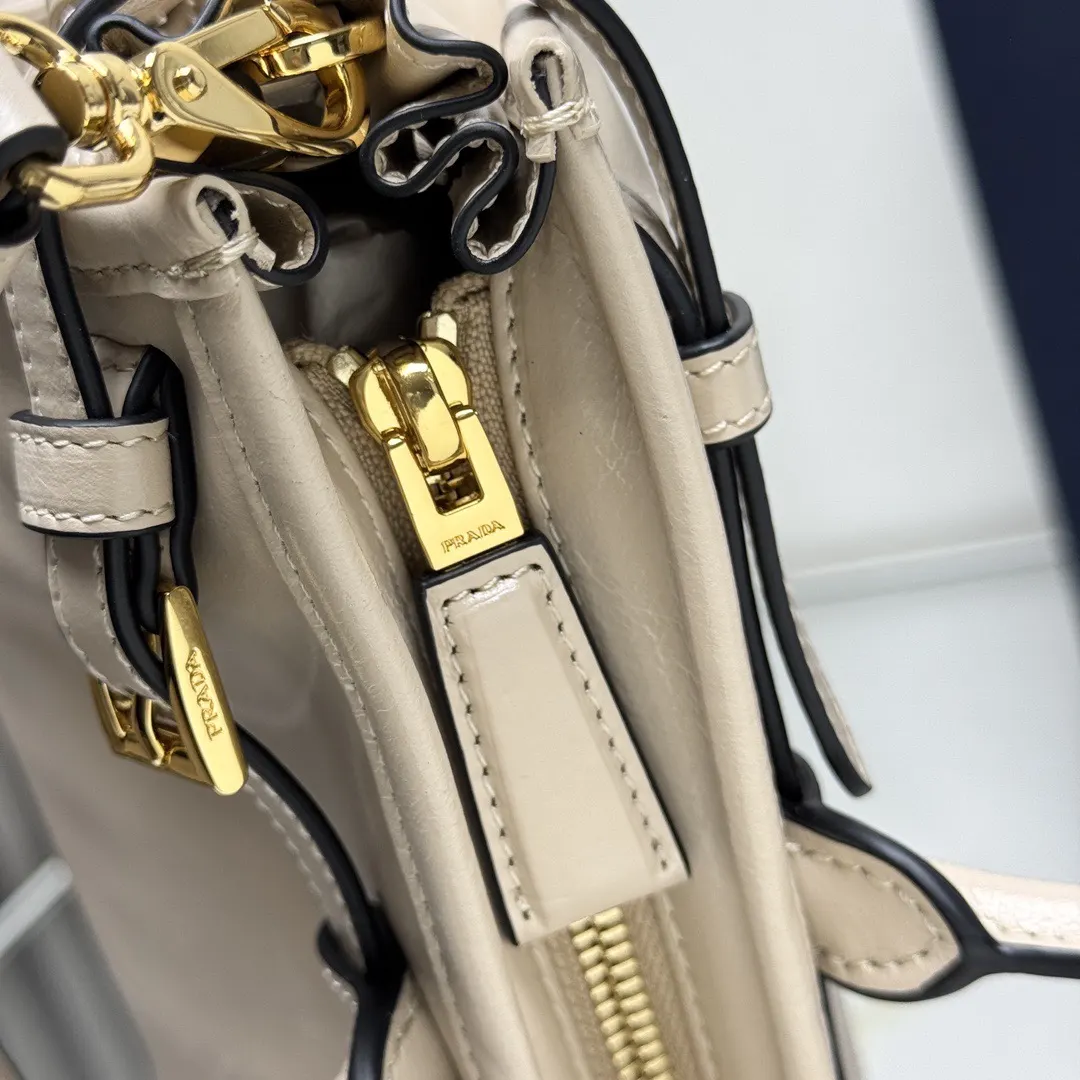 Prada Crossbody Bag Commuter
