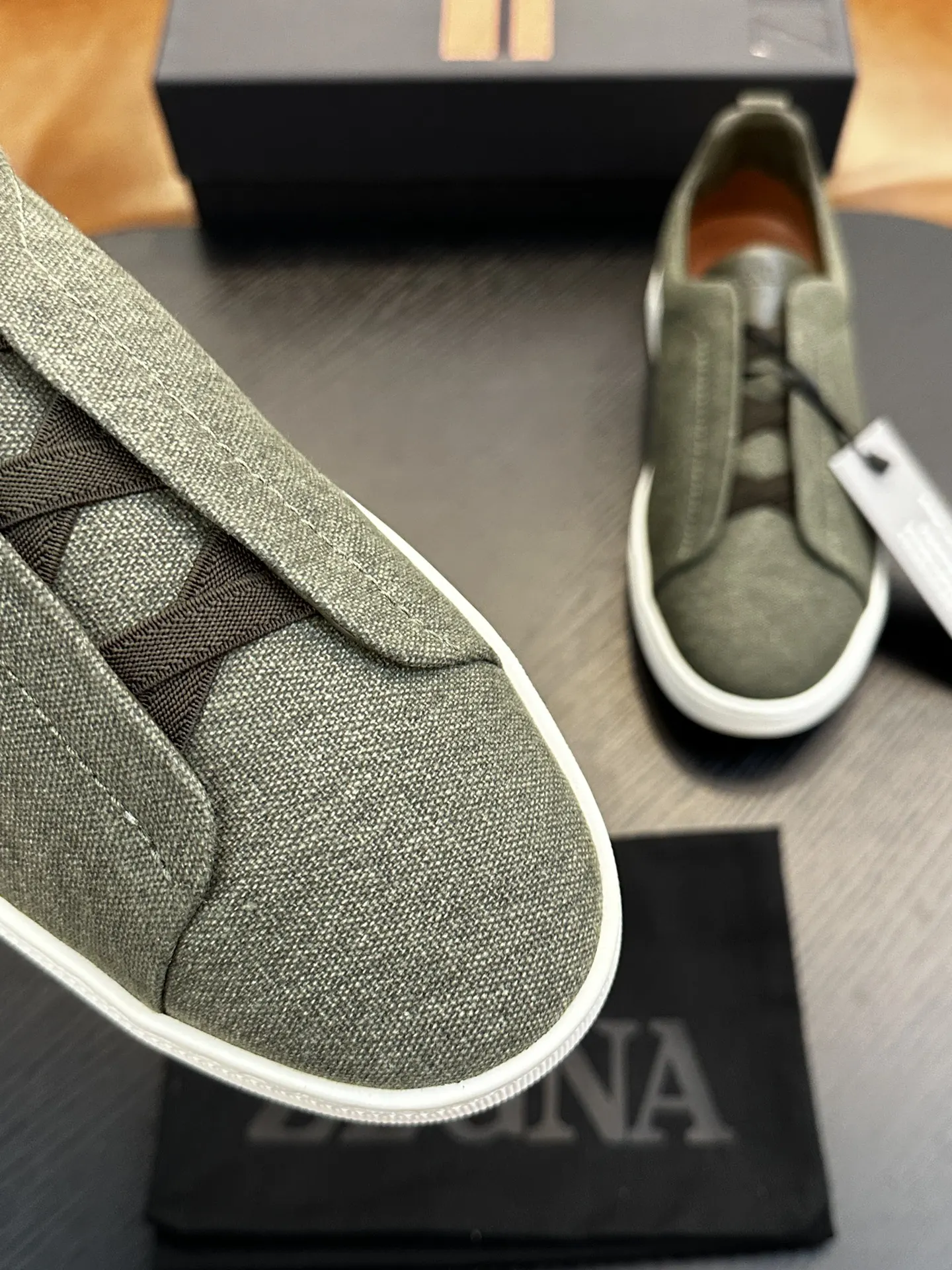 Triple S Casual Versatile Image 6 Triple S Casual Versatile Image 6