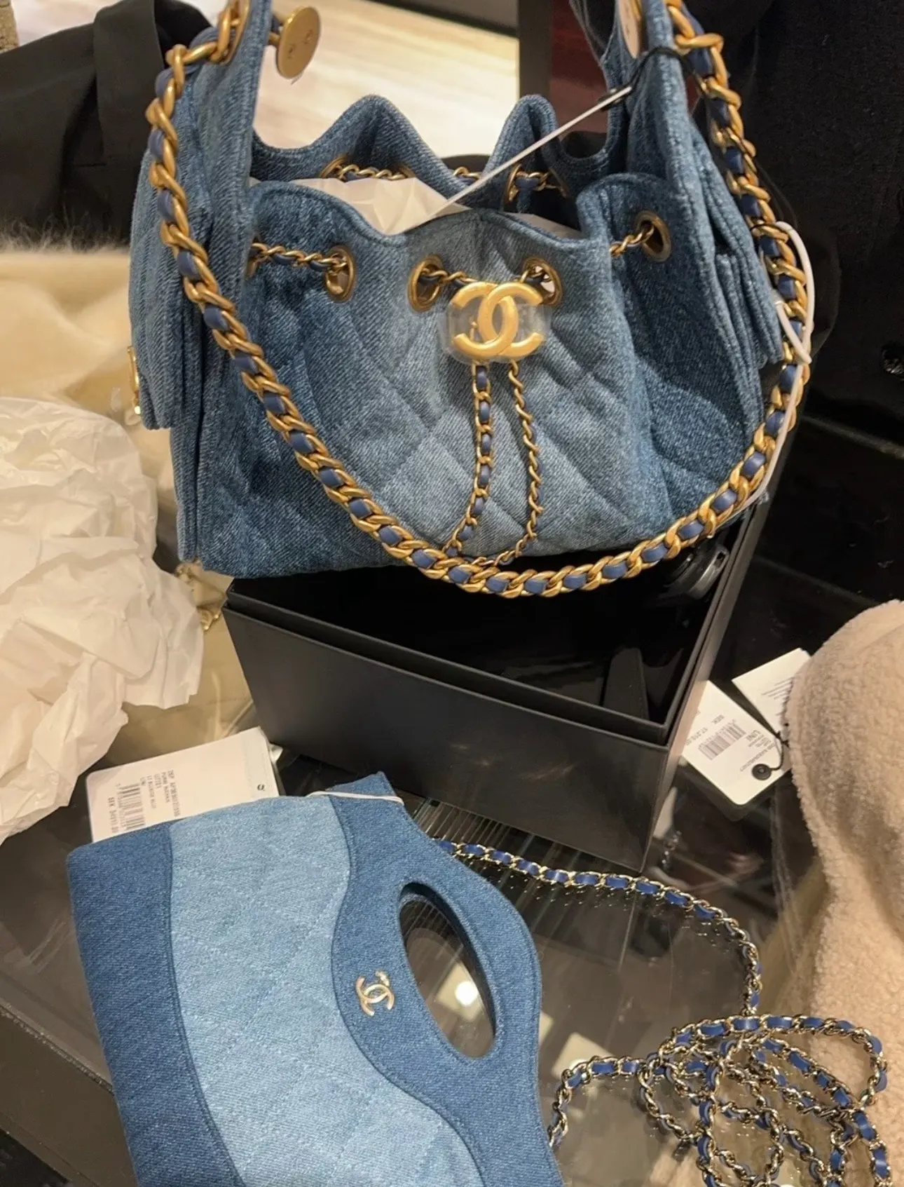 Chanel 白色牛皮Hobo腋下包 金链 复古