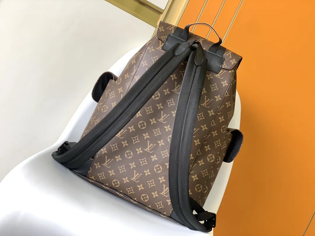 Fashion Item Travel Canvas