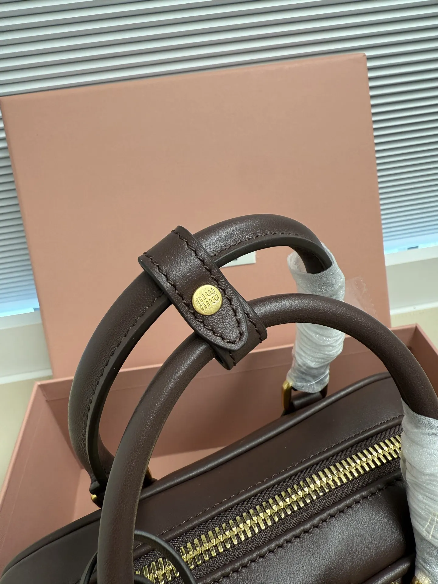 Crossbody Bag Lightweight Leather