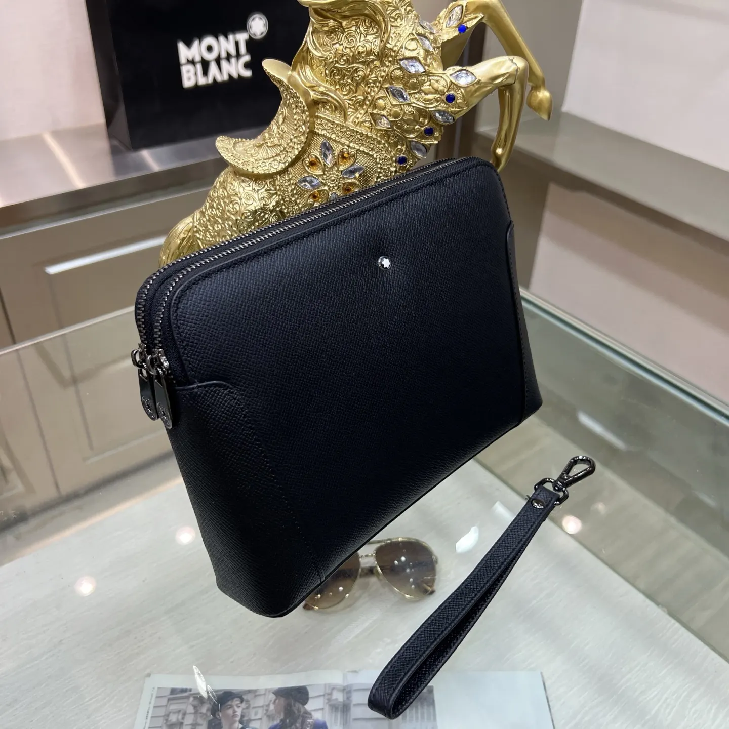 MONTBLANC万宝龙 手拿包 双拉設計 精致手拿款