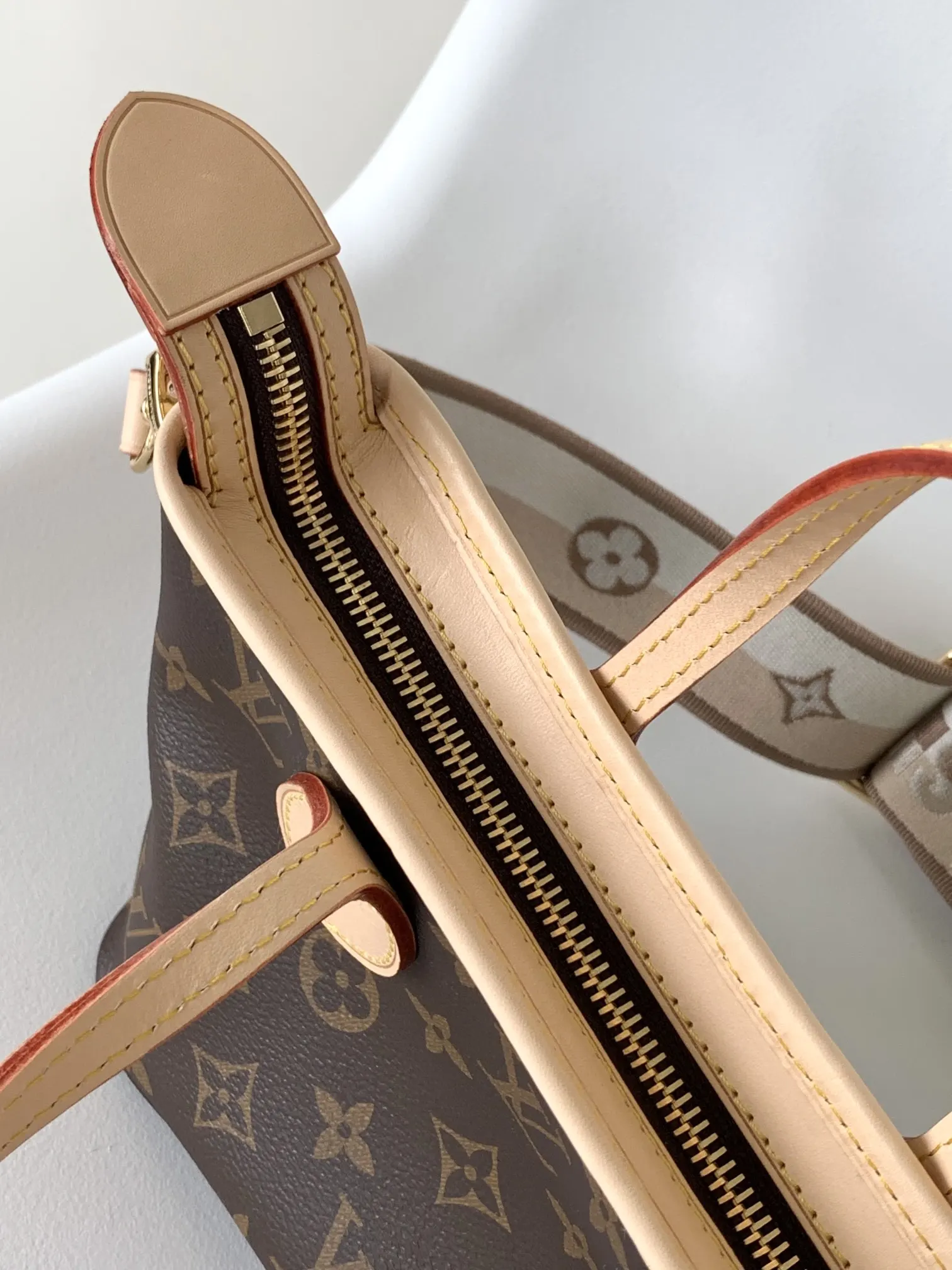 Clutch Bag Leather Image 9 Clutch Bag Leather Image 9