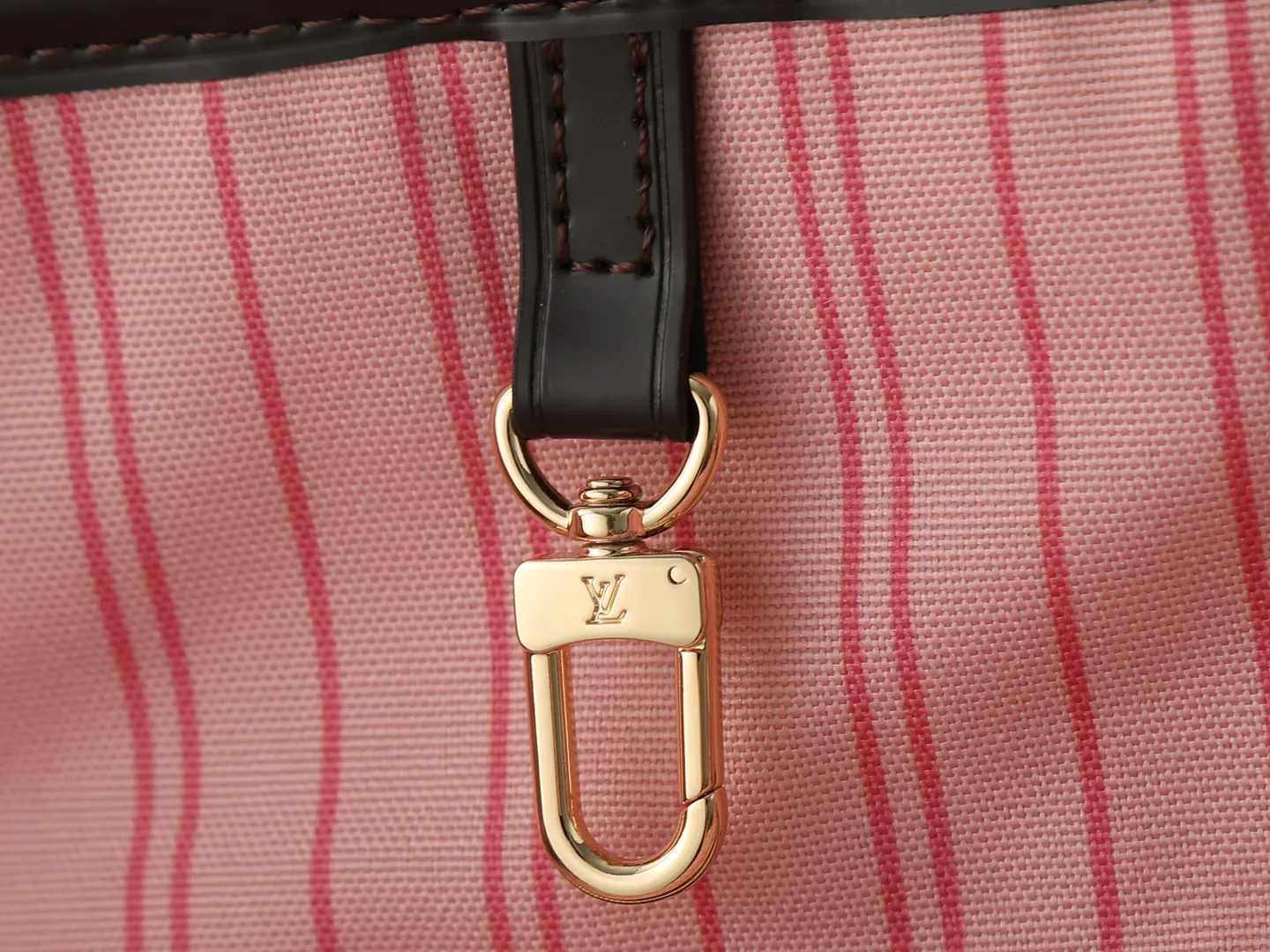 Neverfull 老花 帆布 手拿包 精致手拿款