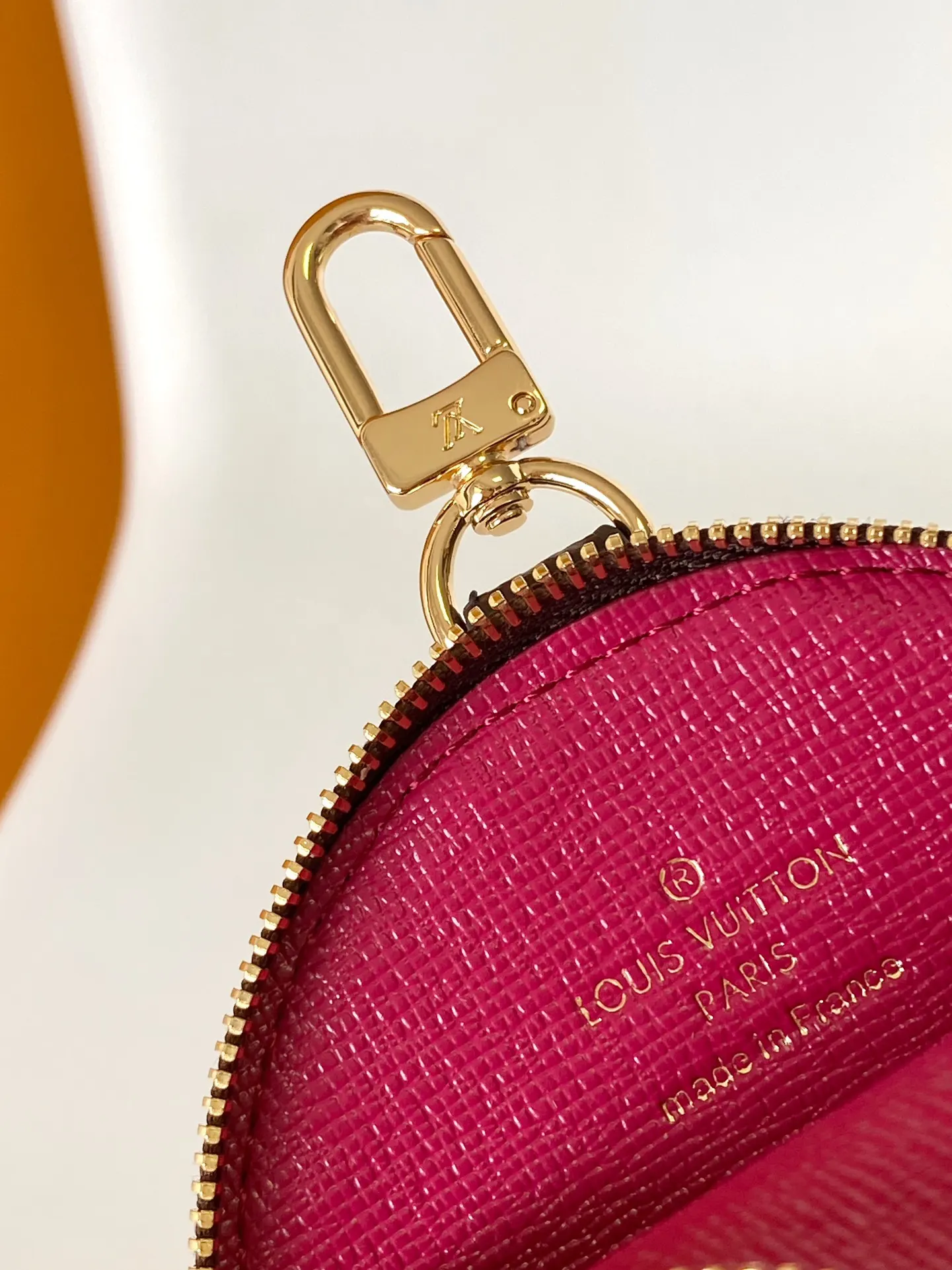 Neverfull 牛皮 手拿包 精致手拿款