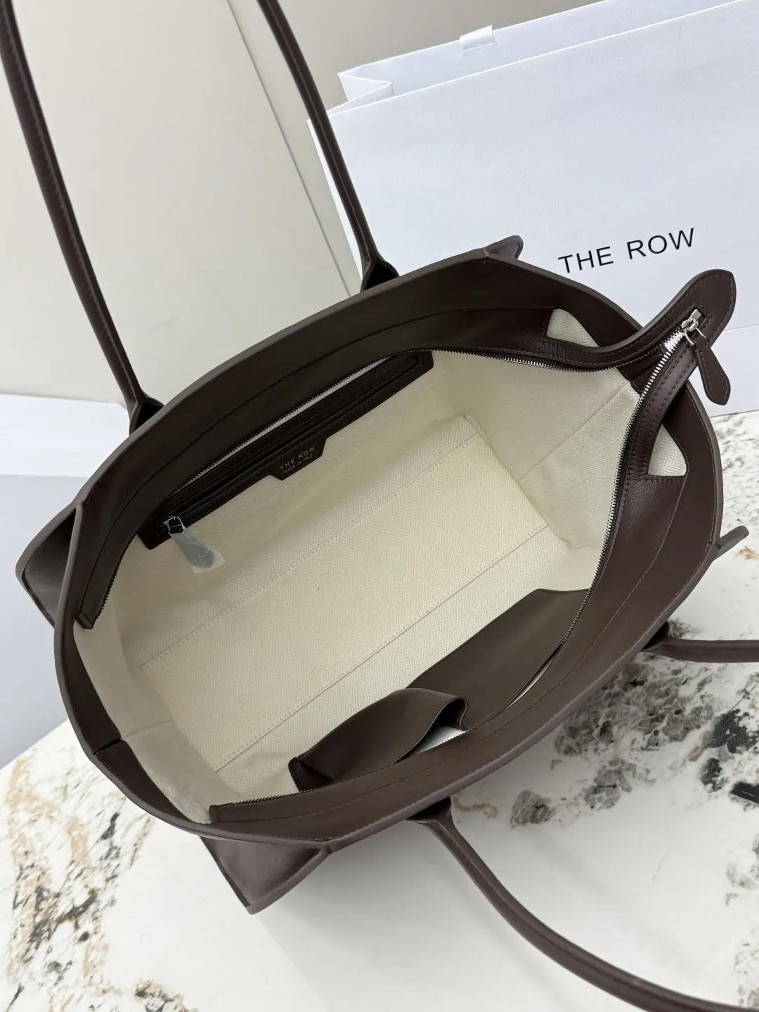 銀色 小牛皮 托特包 大容量托特款