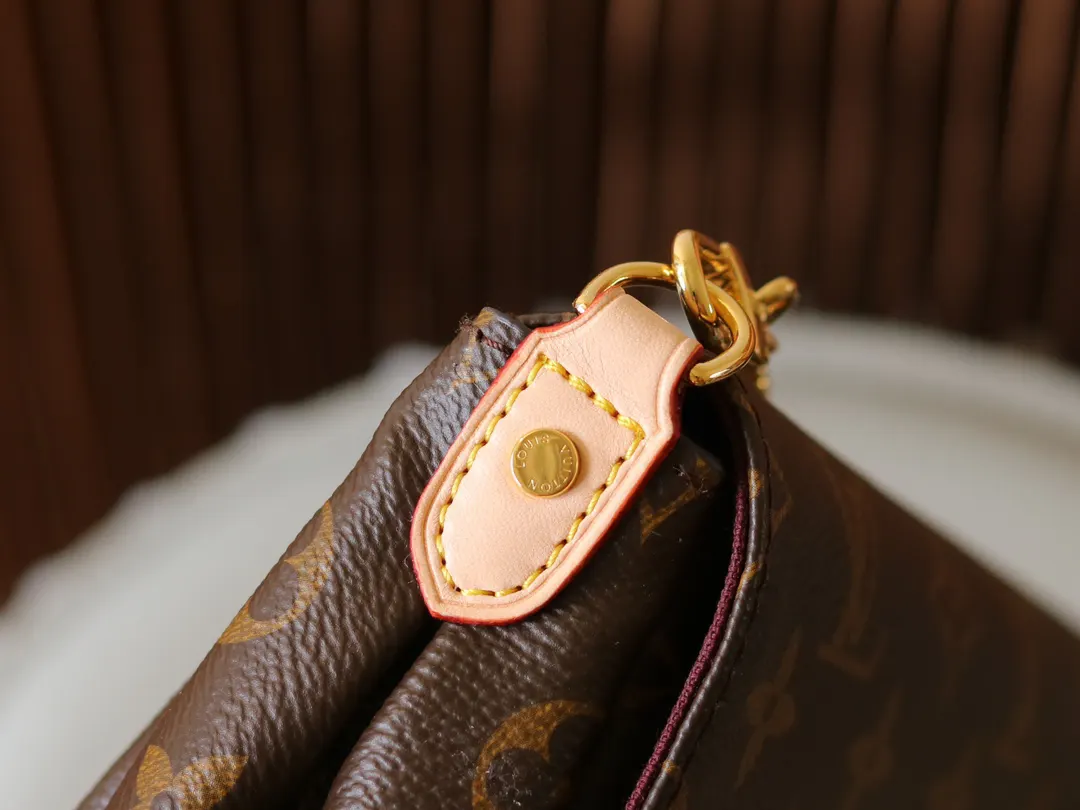 Monogram Chain Bag Canvas