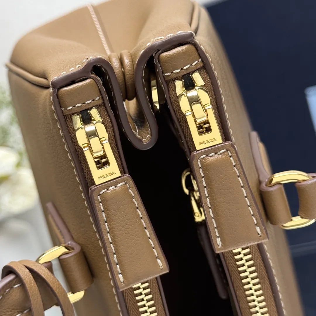Prada Saffiano 十字纹牛皮 羊皮 三角标 杀手包 經典手提 手提包