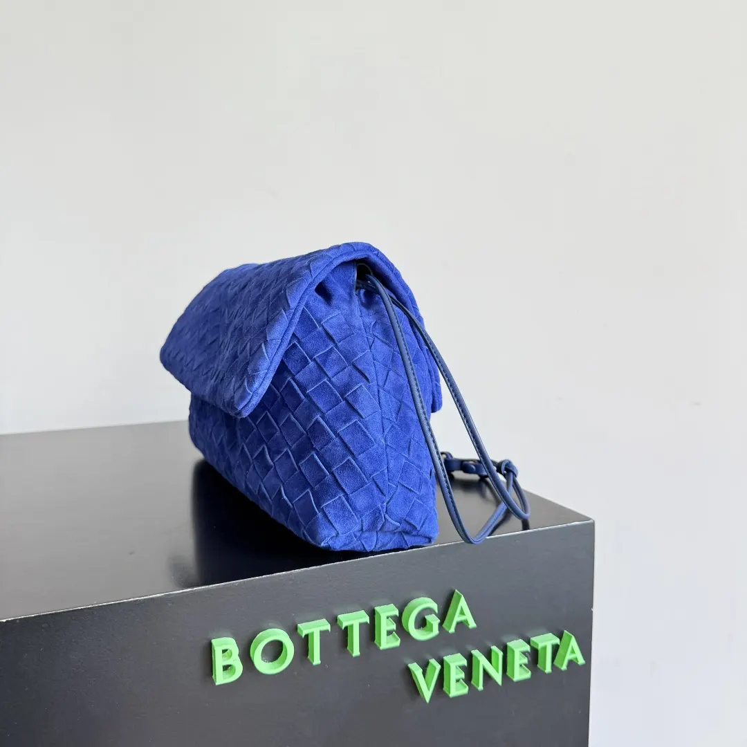 Bottega Veneta 手拿包 精致手拿款