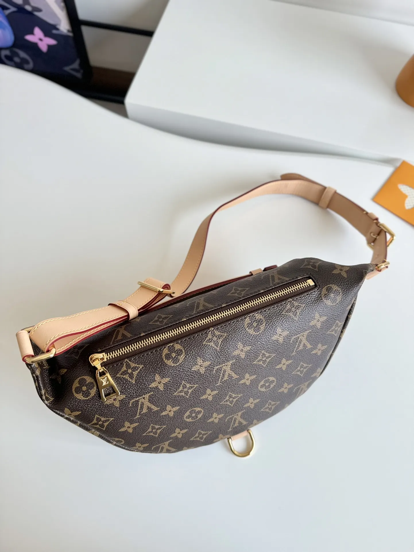 LV 帆布 『 』 BU AG腰包 实 休閒腰包款