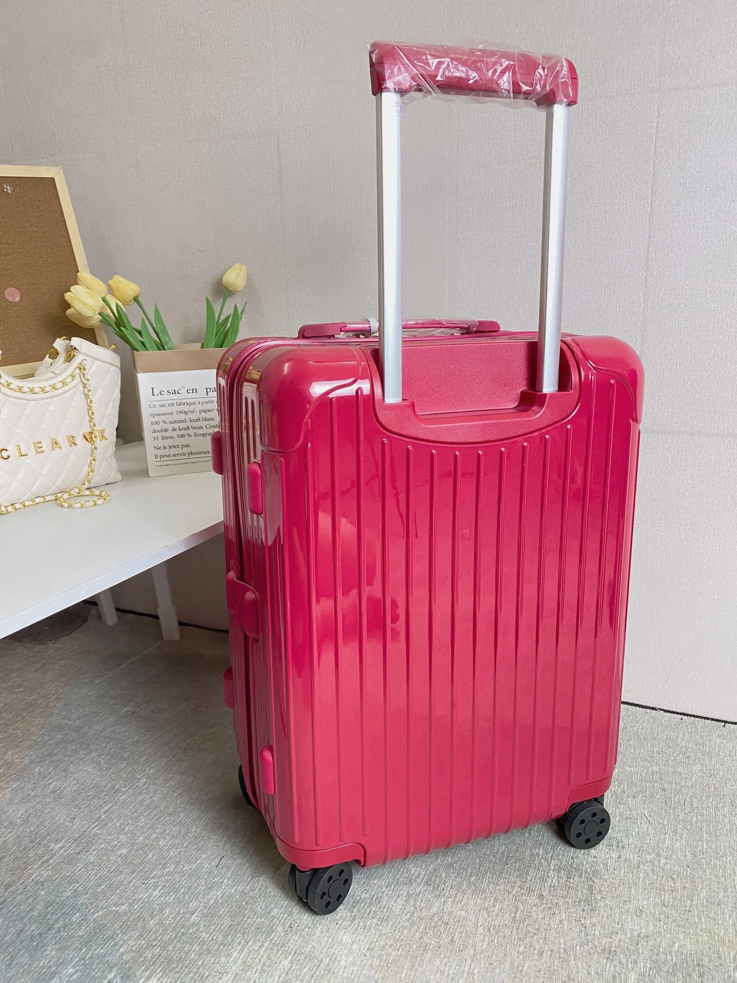 黑色 白色 旅行箱 拉杆箱 登机箱 RIMOWA 日默瓦Esse 行李箱 旅行拉杆款 輕便出行款