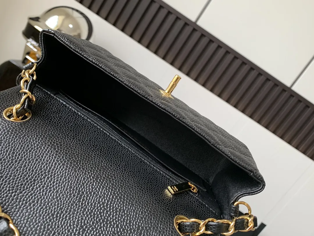Chanel Caviar Cowhide Flap Chain Bag One Shoulder Cross Image 8 Chanel Caviar Cowhide Flap Chain Bag One Shoulder Cross Image 8