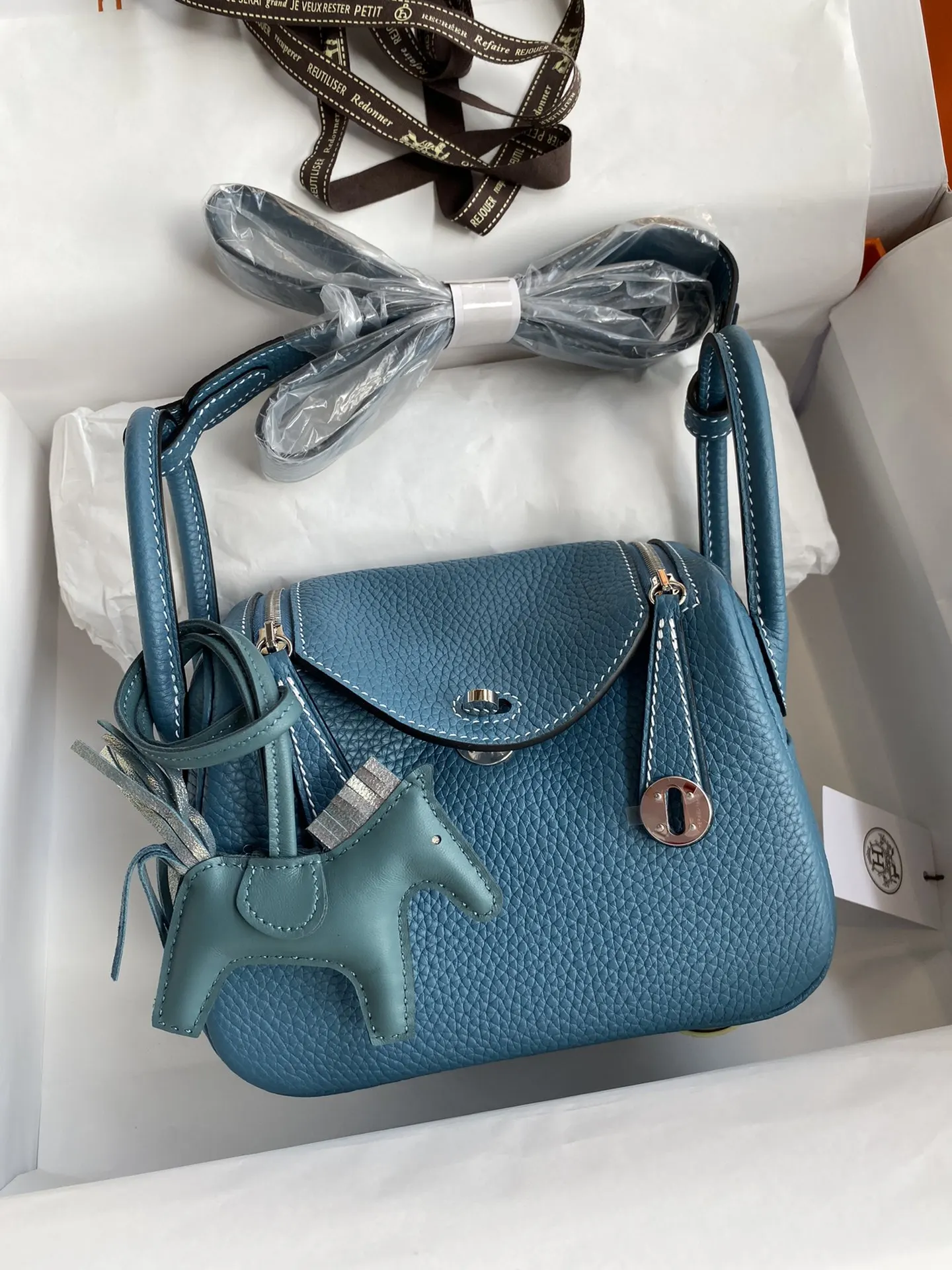 Hermès Lindy Top Handle Bag Classic
