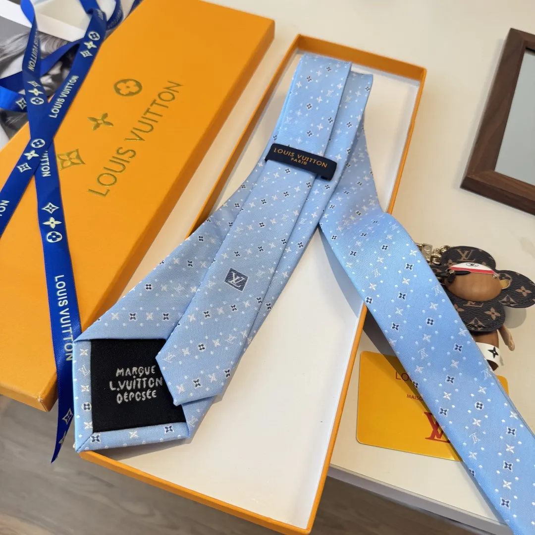 Hermès 橙色 领带 精致配飾(數字4) Hermès 橙色 领带 精致配飾(數字4)