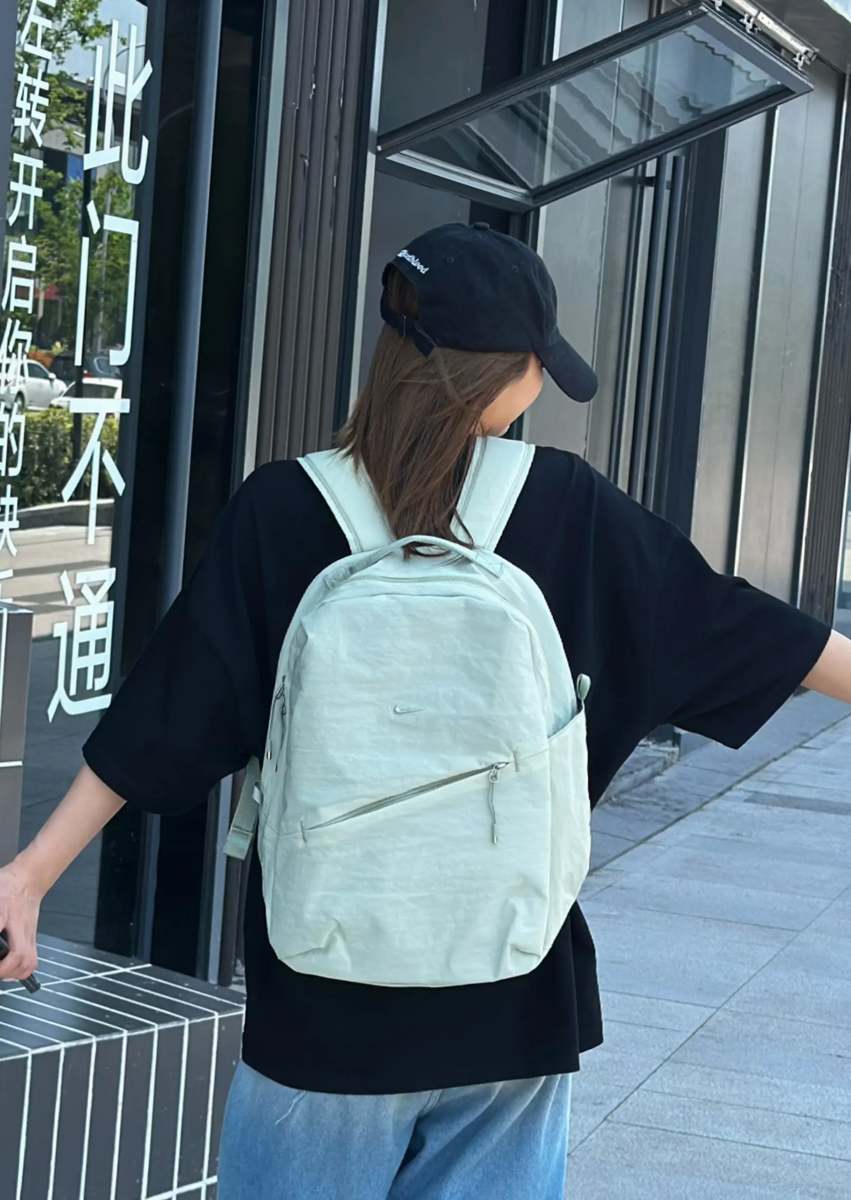 黑色 米白 Nike耐克雙肩包單肩包学生书包 实用雙肩款