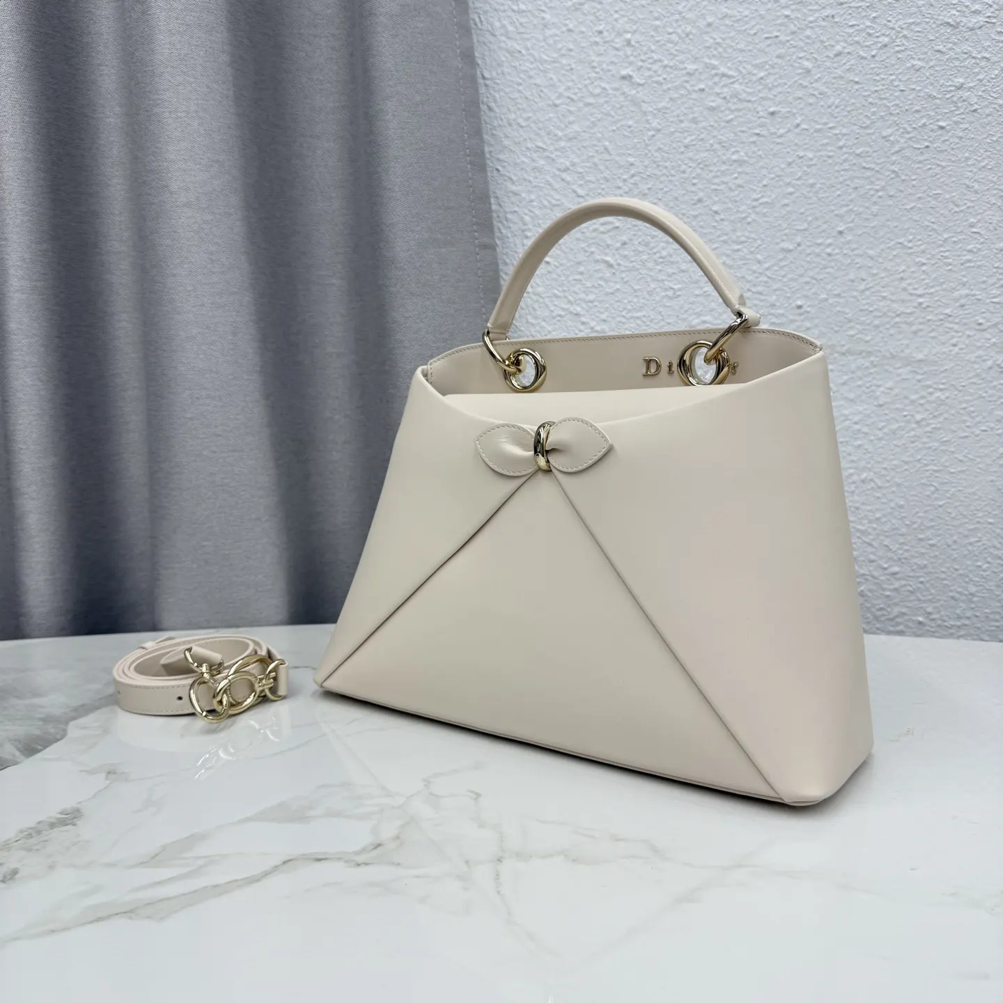 Dior 米色 手提包