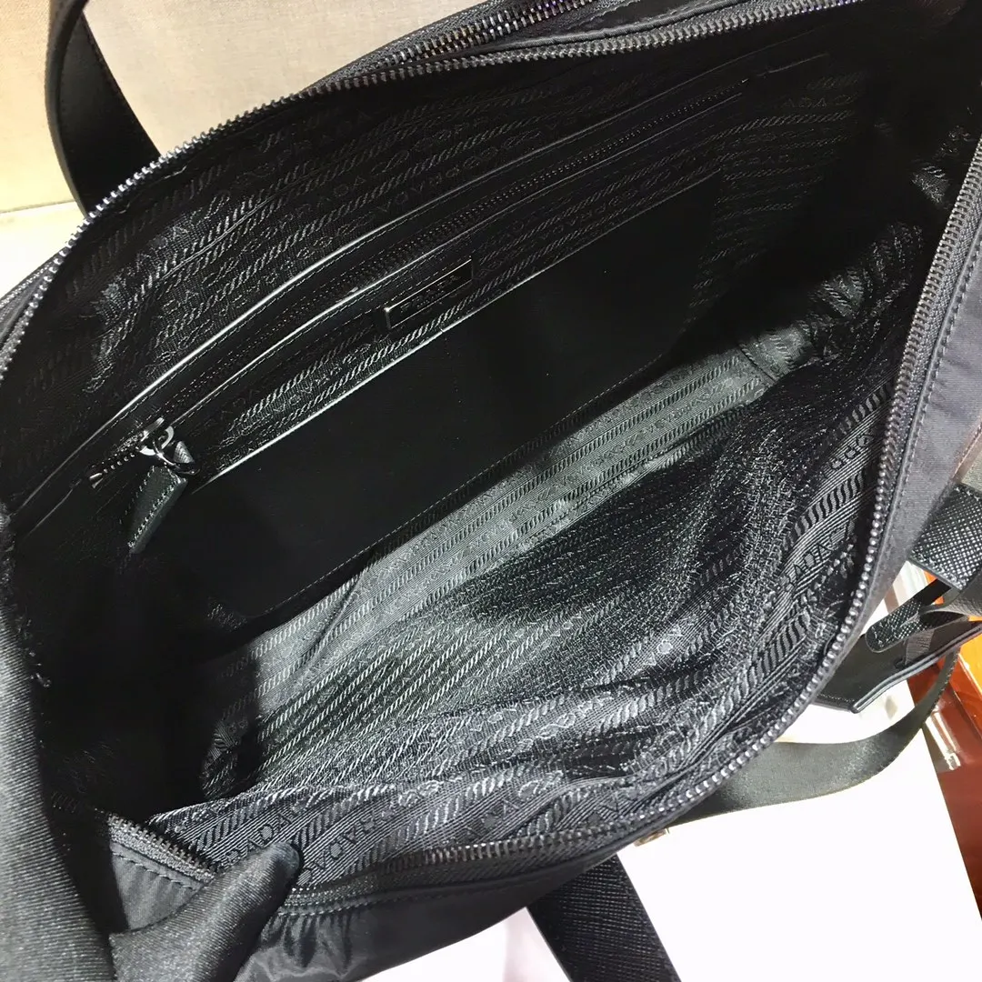 牛皮 多功能 雙肩 采用进口尼龍材质 雙肩包 实用雙肩款
