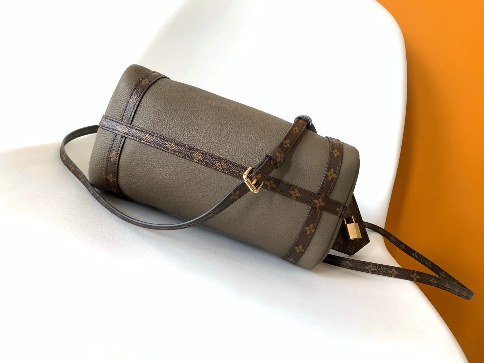 Louis Vuitton Black Gray Fashion Item Travel Leather