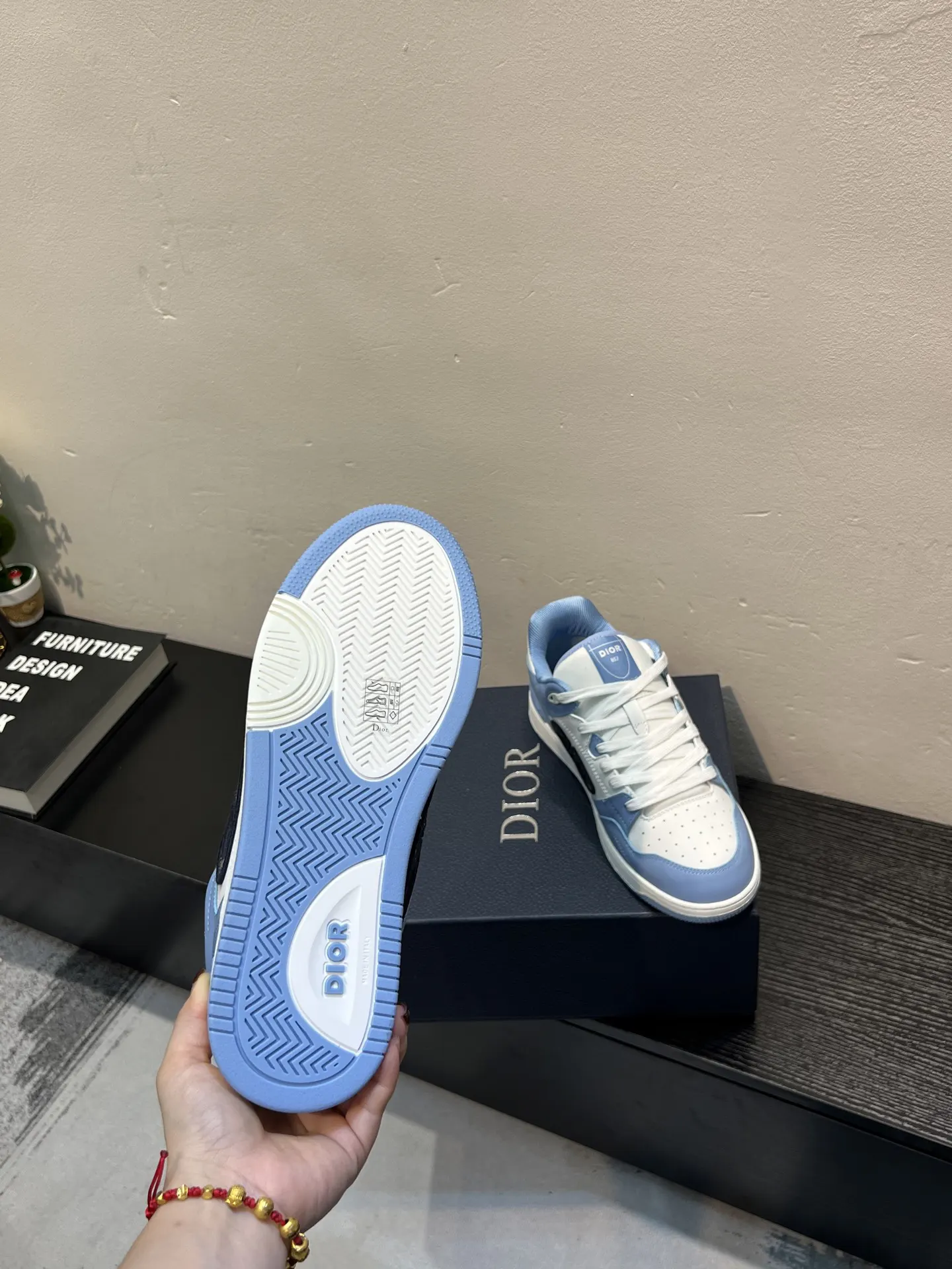 Dior Oblique White Sneakers Image 8 Dior Oblique White Sneakers Image 8