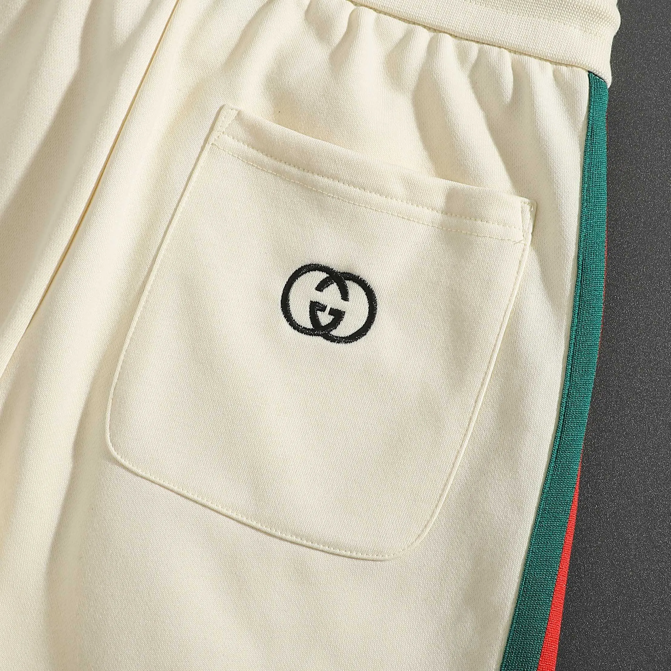 Gucci Logo印花圆领卫衣