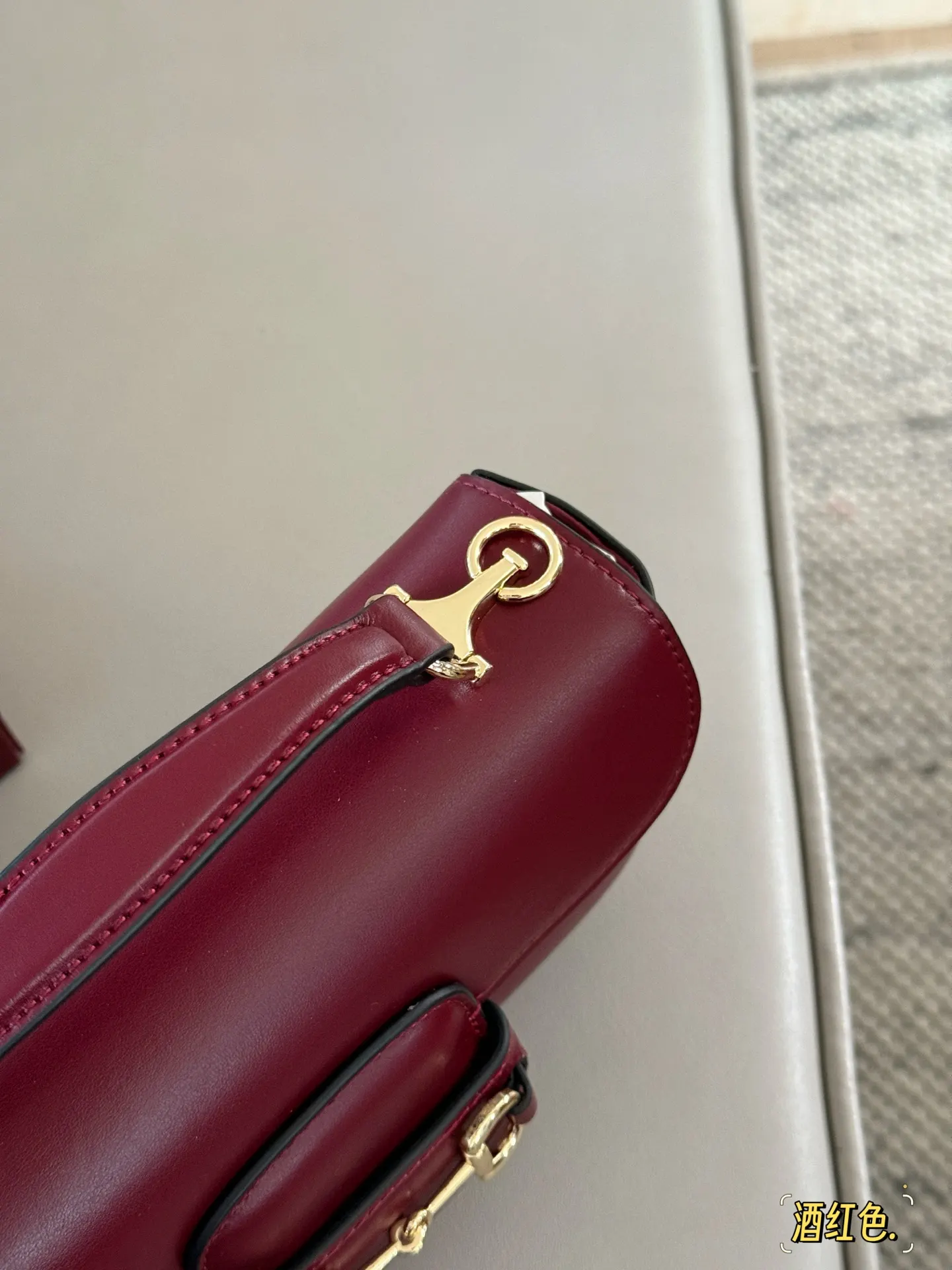 Gucci 尺寸 GG 手提 斜背包 輕便斜挎款