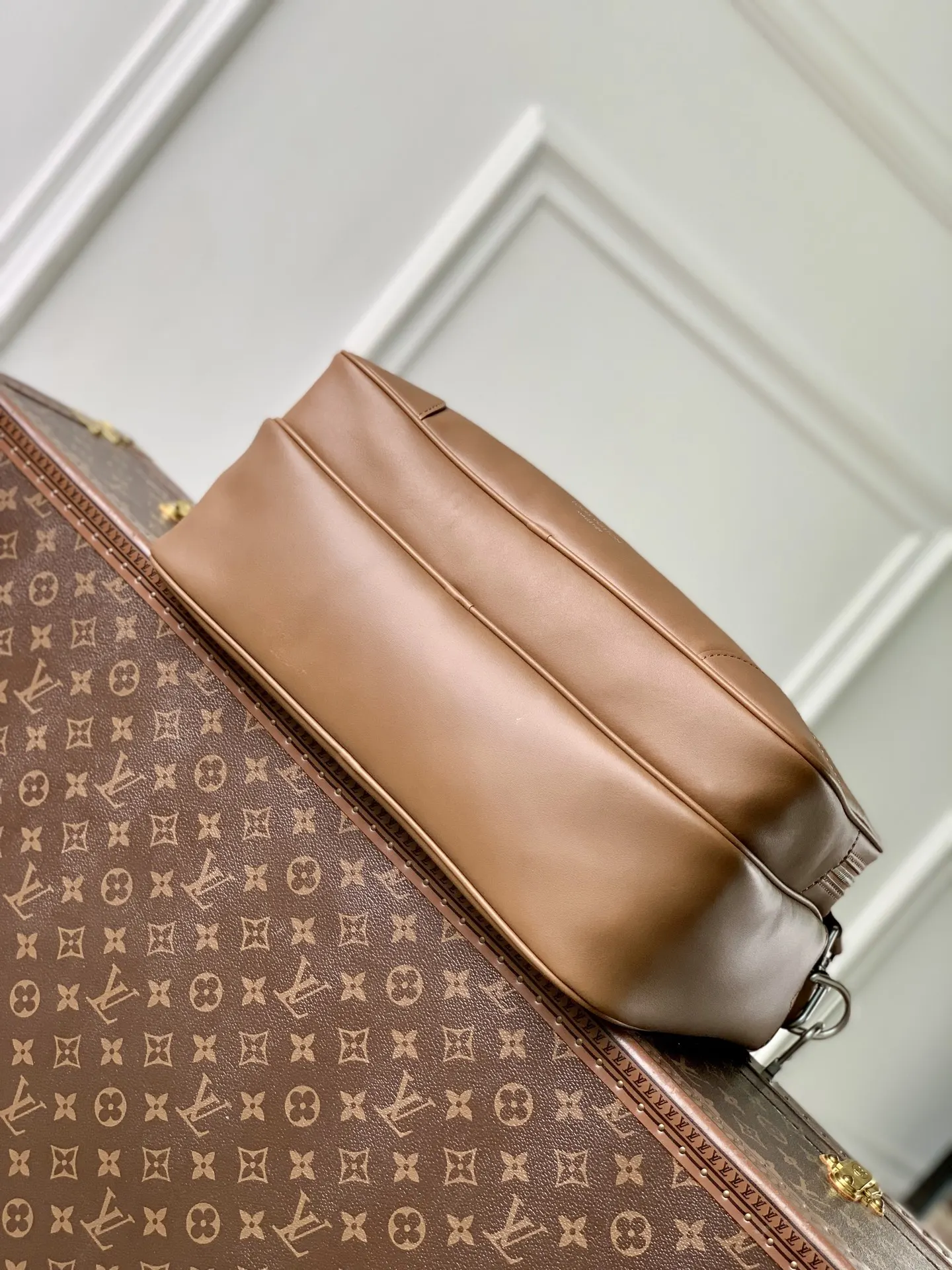 LV 棕色 提花 Blason 提花织物内里蕴藏充裕容量 能轻松收纳笔 收纳包 旅行收纳款