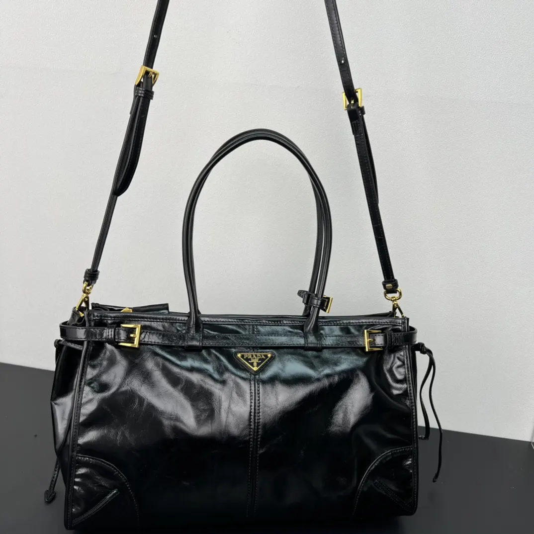 Dior 皮革手提包 黑色