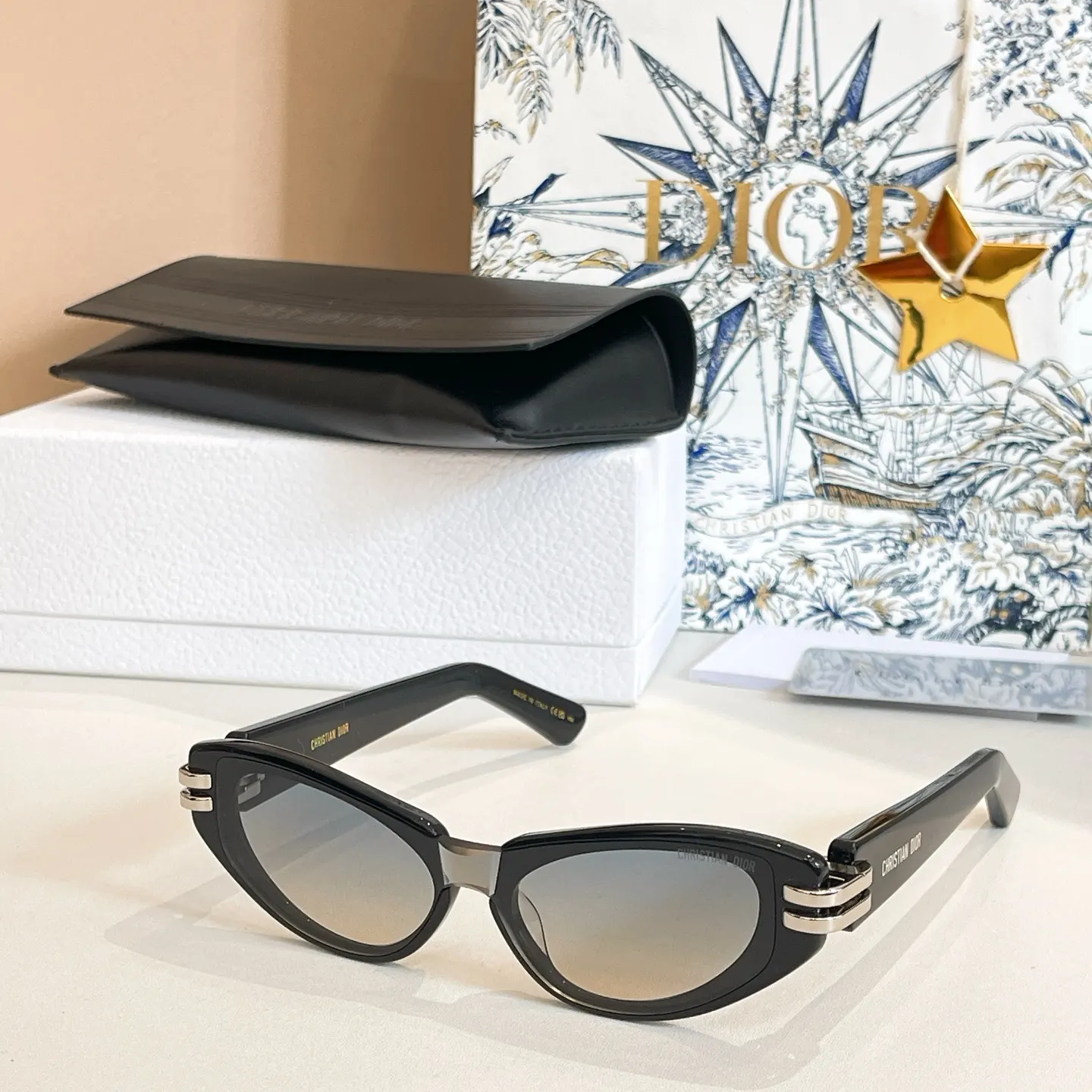 Dior 黑色猫眼太阳镜 复古遮阳